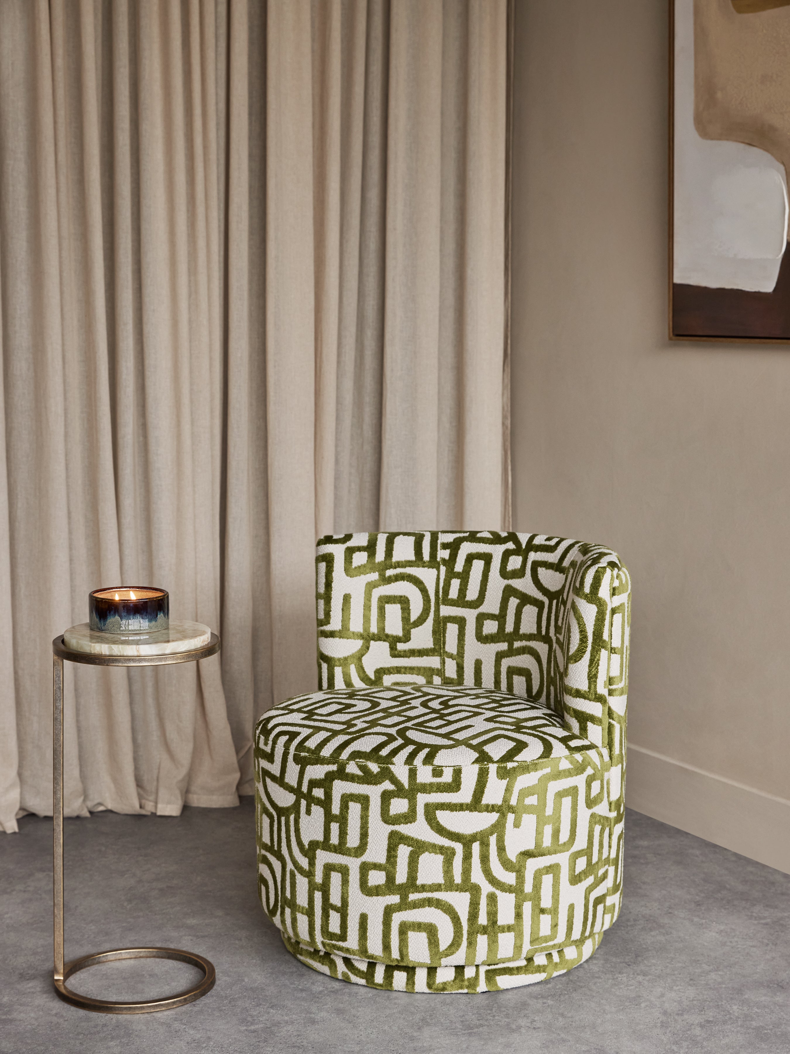Elmo Swivel Chair — lifestyle 6