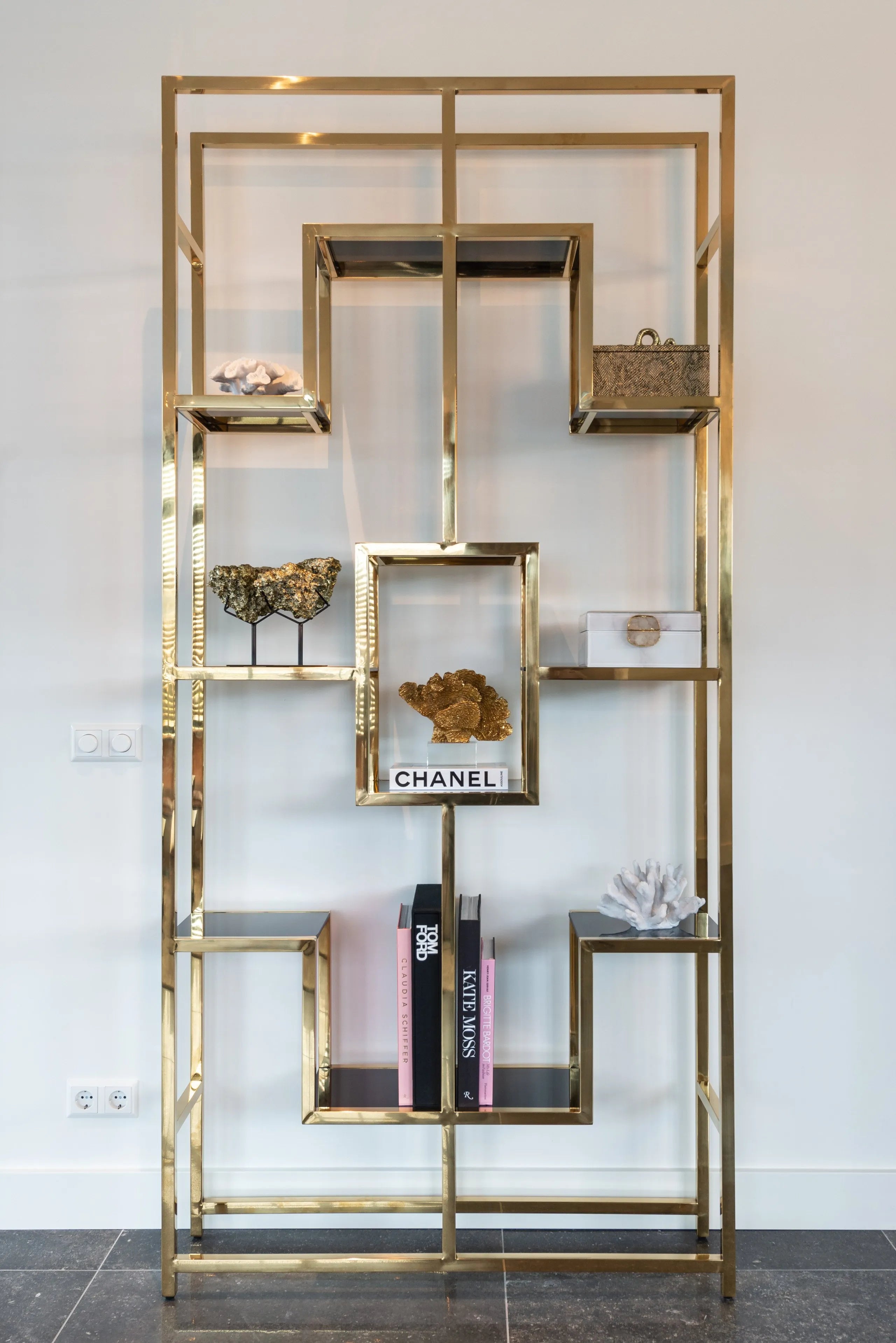 Richmond Interiors Magnus Gold Open Display Display Unit