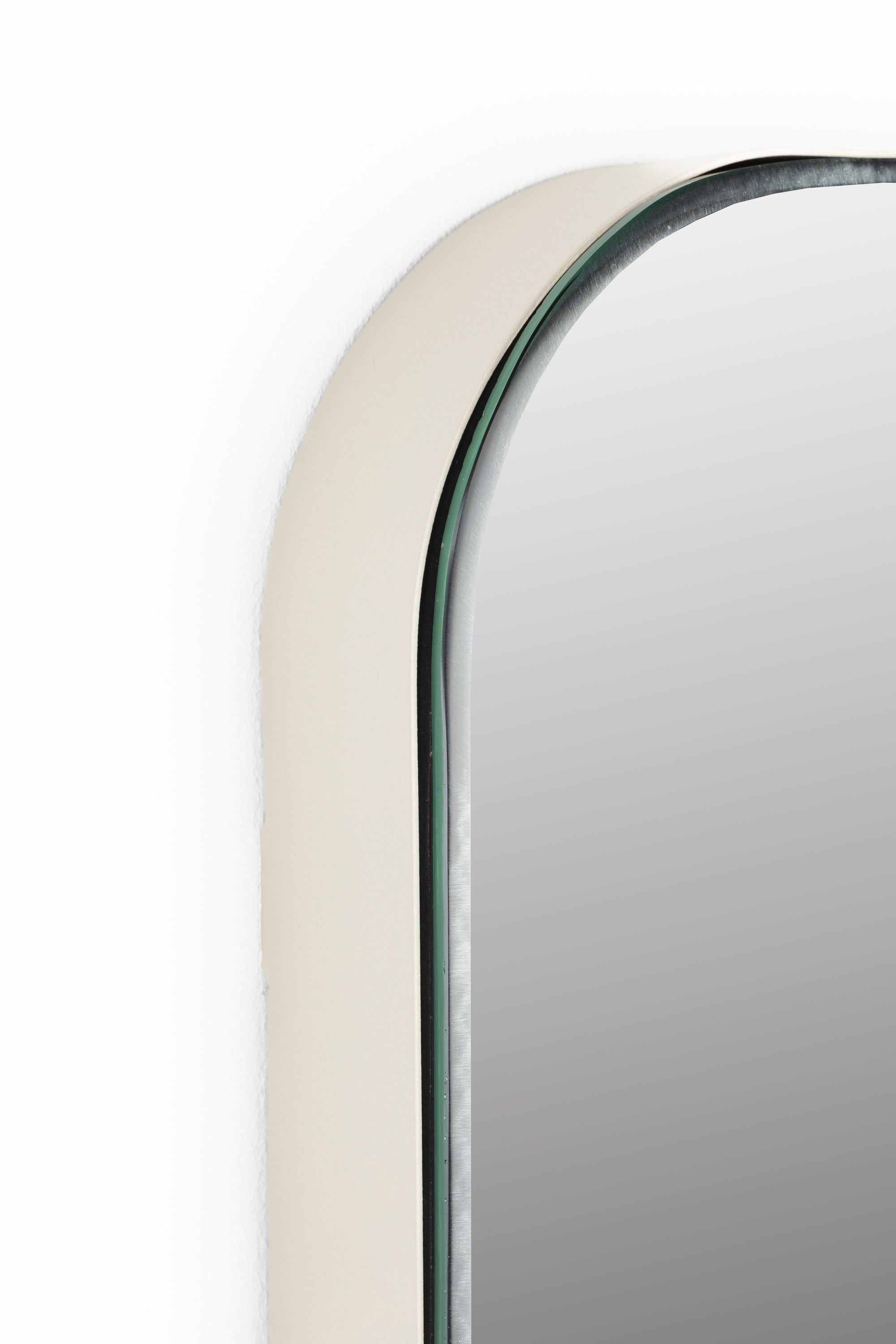 Zuiver Glamour Beige Mirror