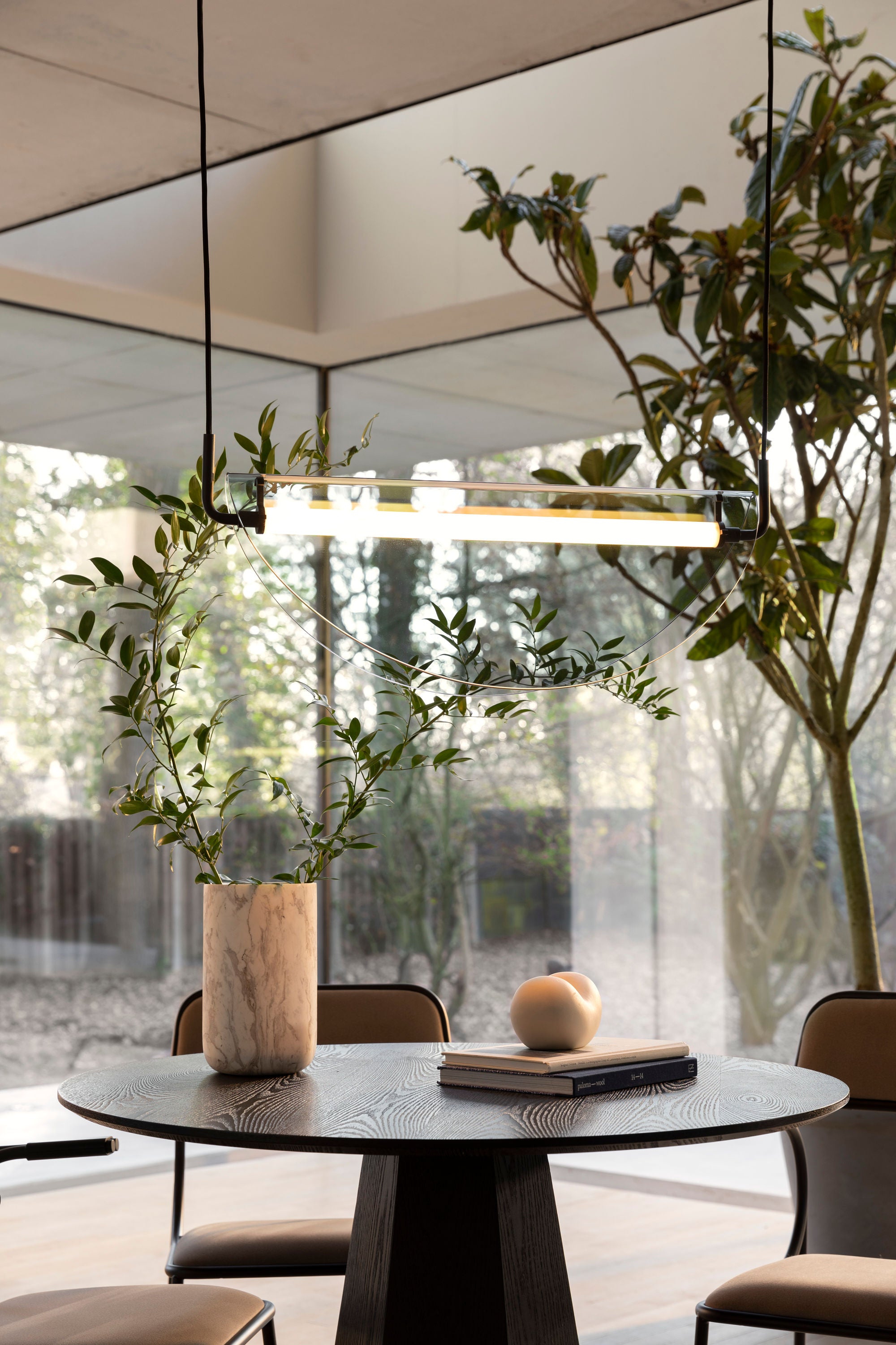 Zuiver Fajen White Marble Vase