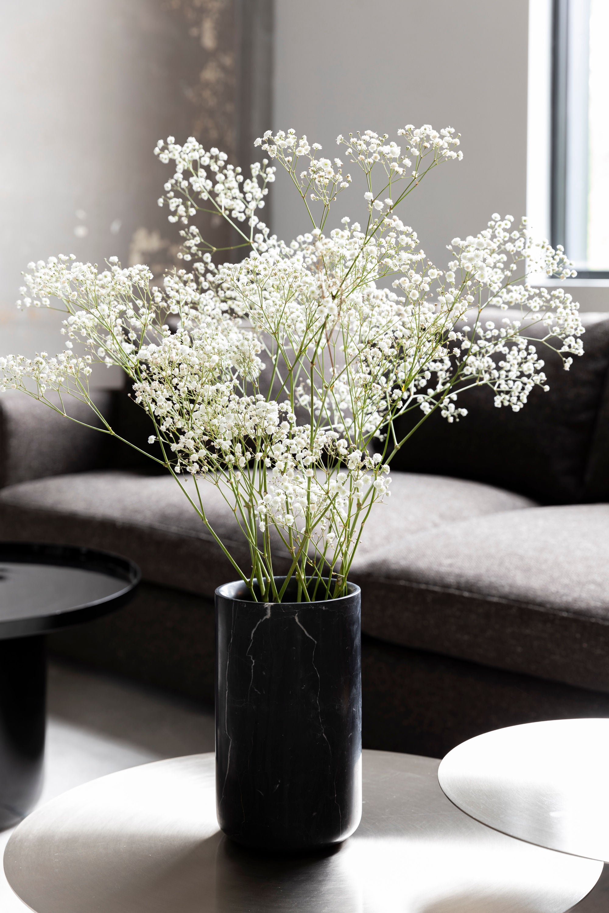 Zuiver Fajen Black Marble Vase