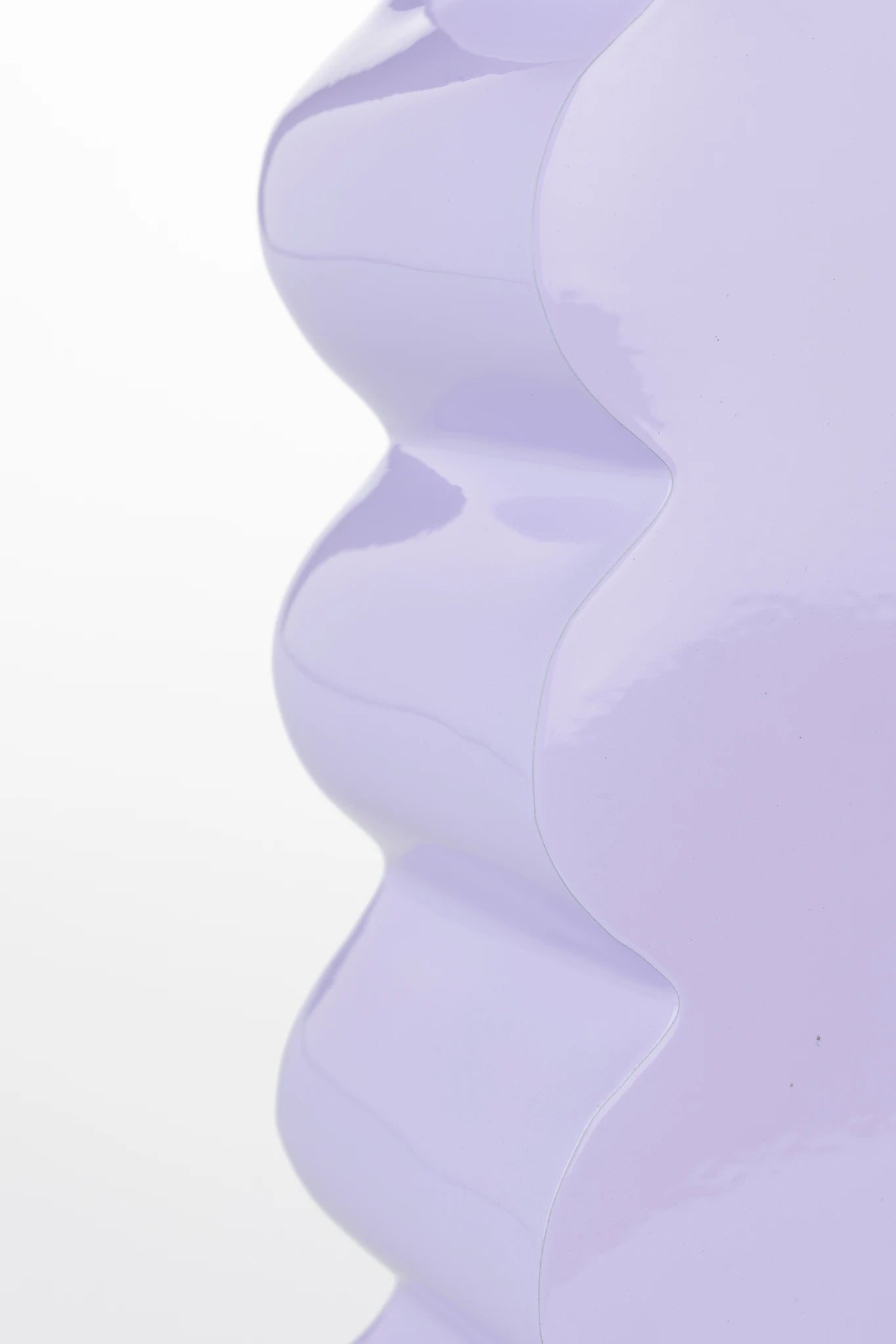 Zuiver Curves Shiny Lilac Aluminium Vase Large