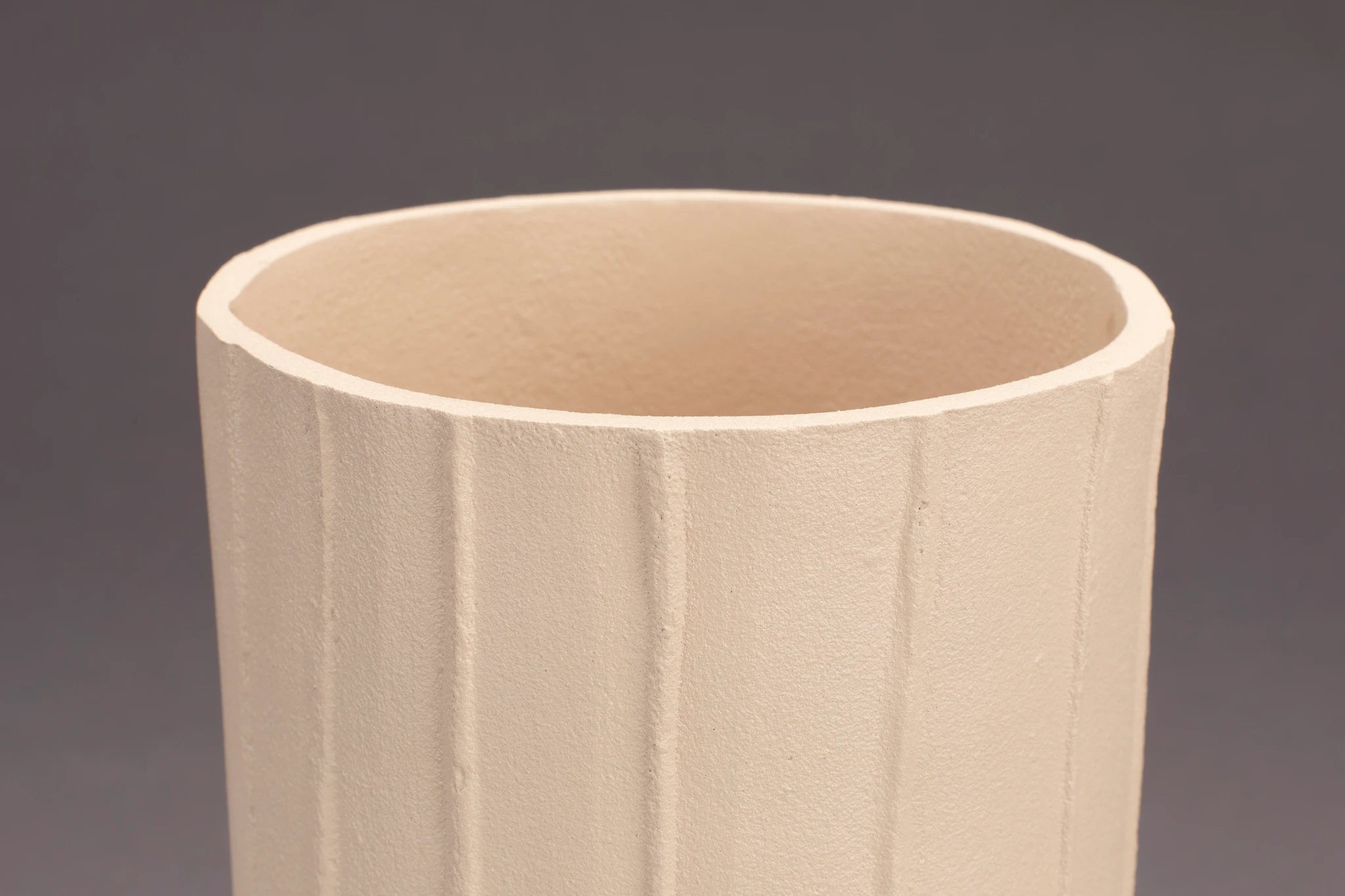 Dutchbone Rander Beige Iron Vase