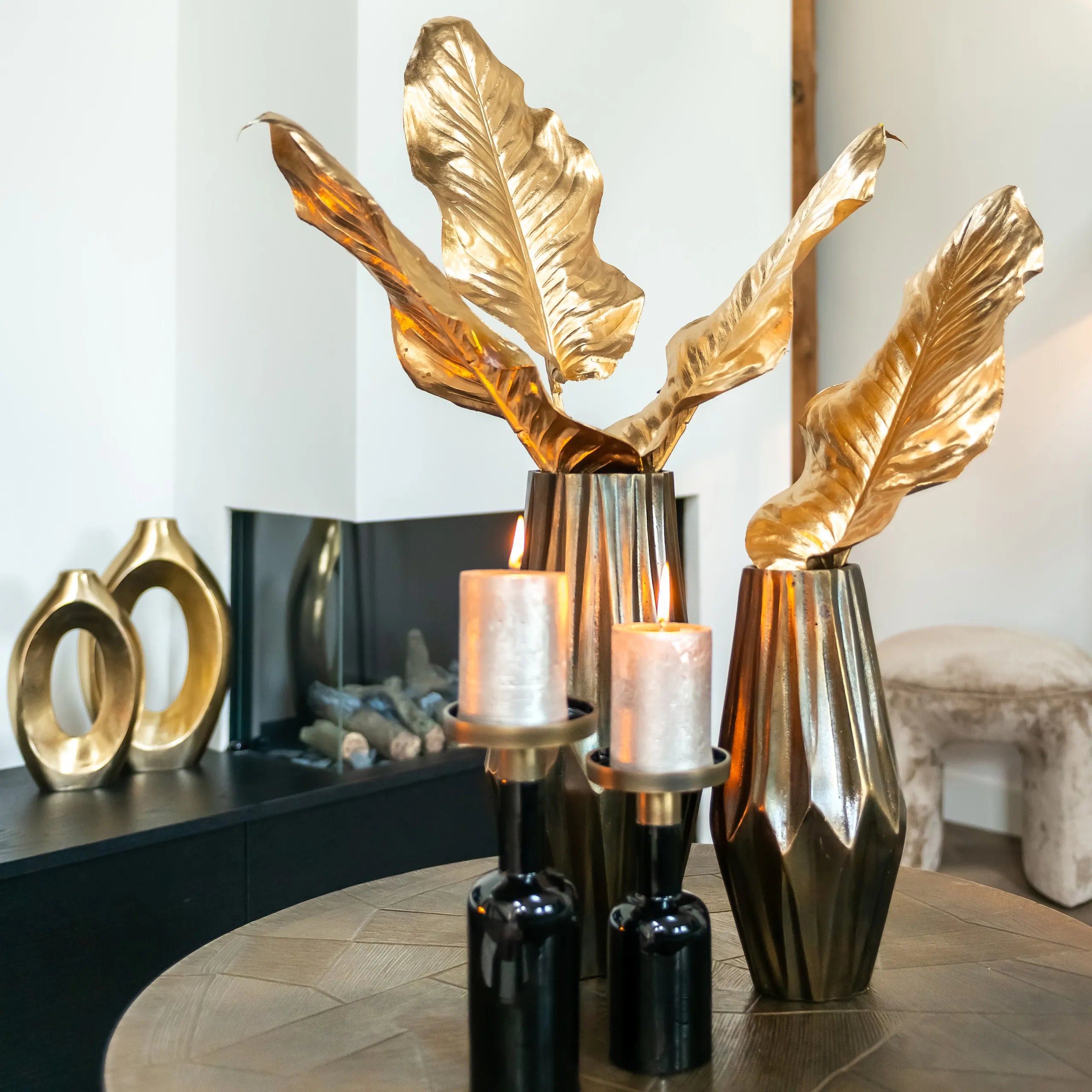 Richmond Interiors Alma Brushed Gold Donut Vase Small