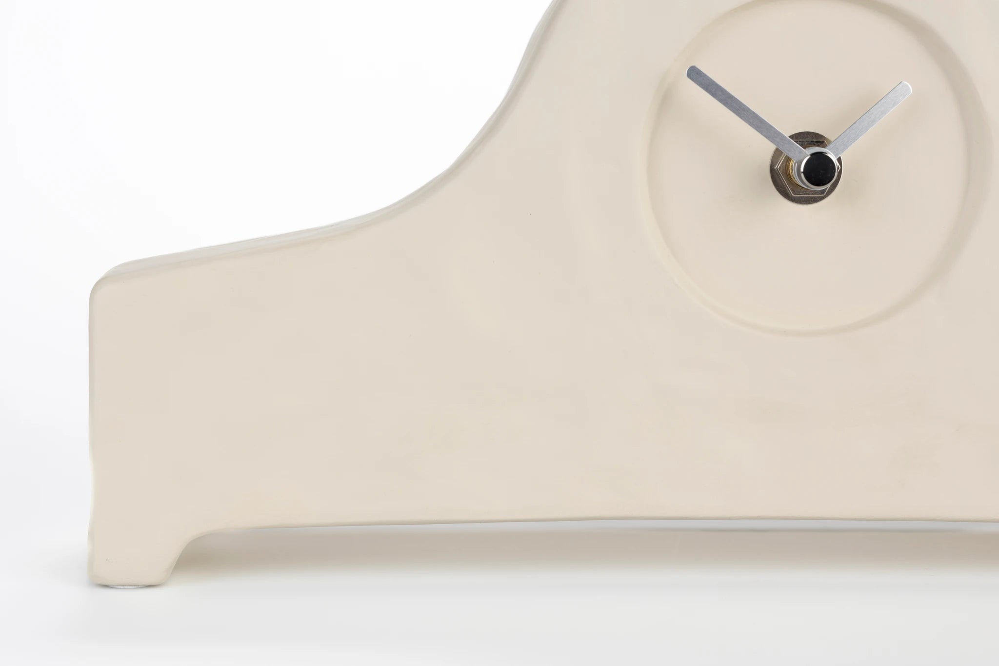 Zuiver Grandma Beige Ceramic Clock