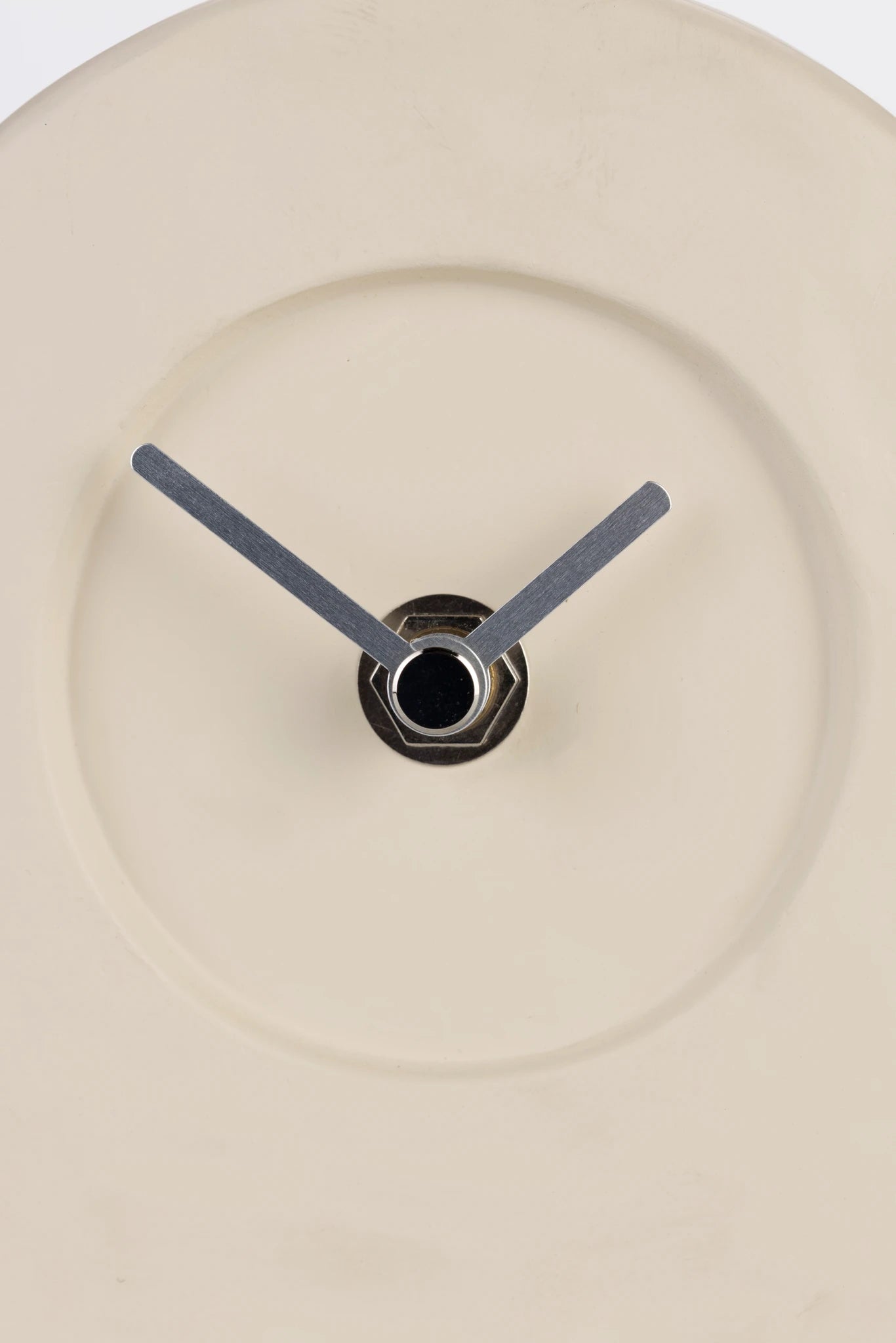 Zuiver Grandma Beige Ceramic Clock