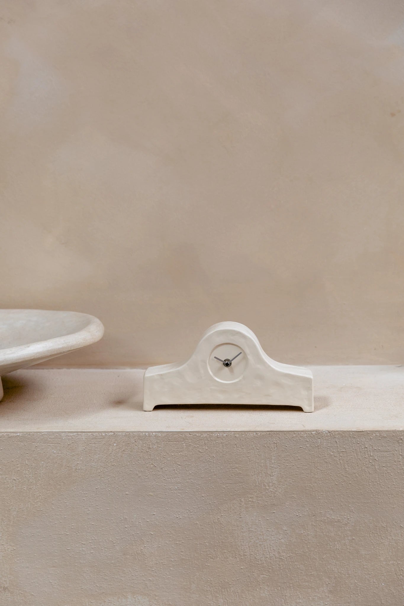 Zuiver Grandma Beige Ceramic Clock