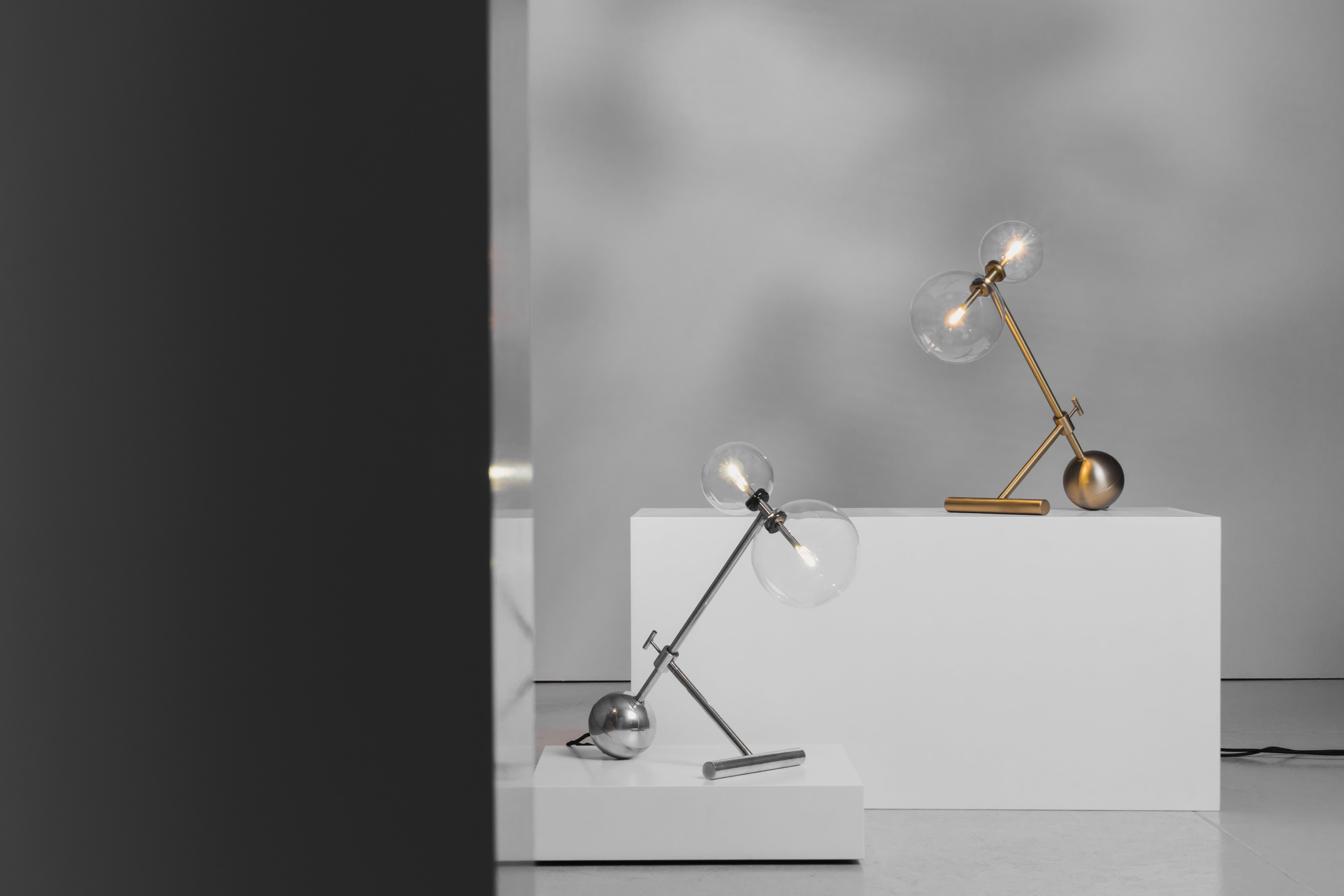 Schwung Zosia Burnished Brass Transparent Globe Table Lamp