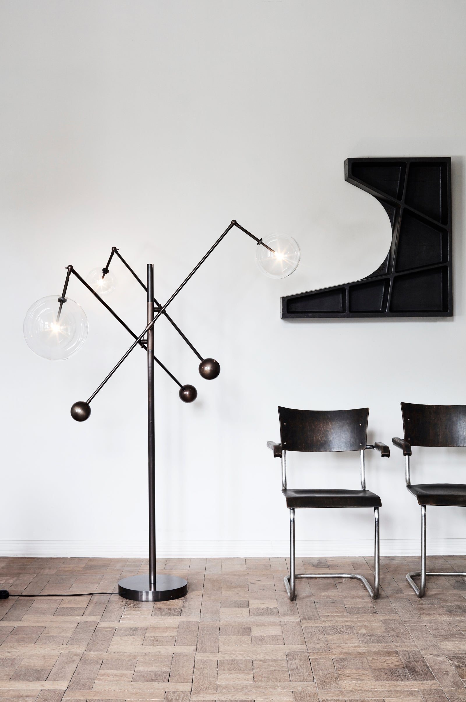 Schwung Milan 3 Arms Burnished Brass Transparent Globe Floor Lamp