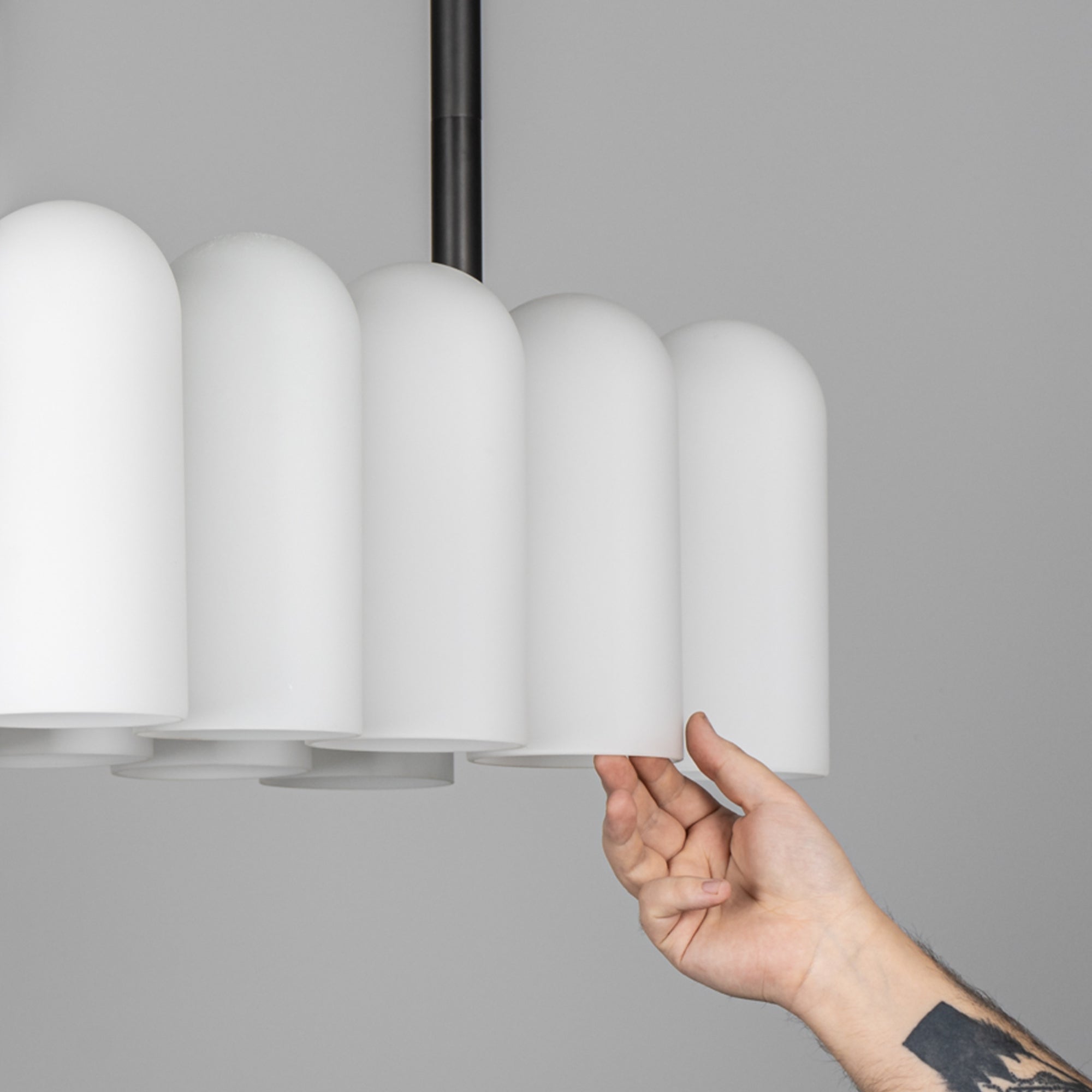 Schwung Odyssey Linear Chandelier Black Gunmetal | Extra Small