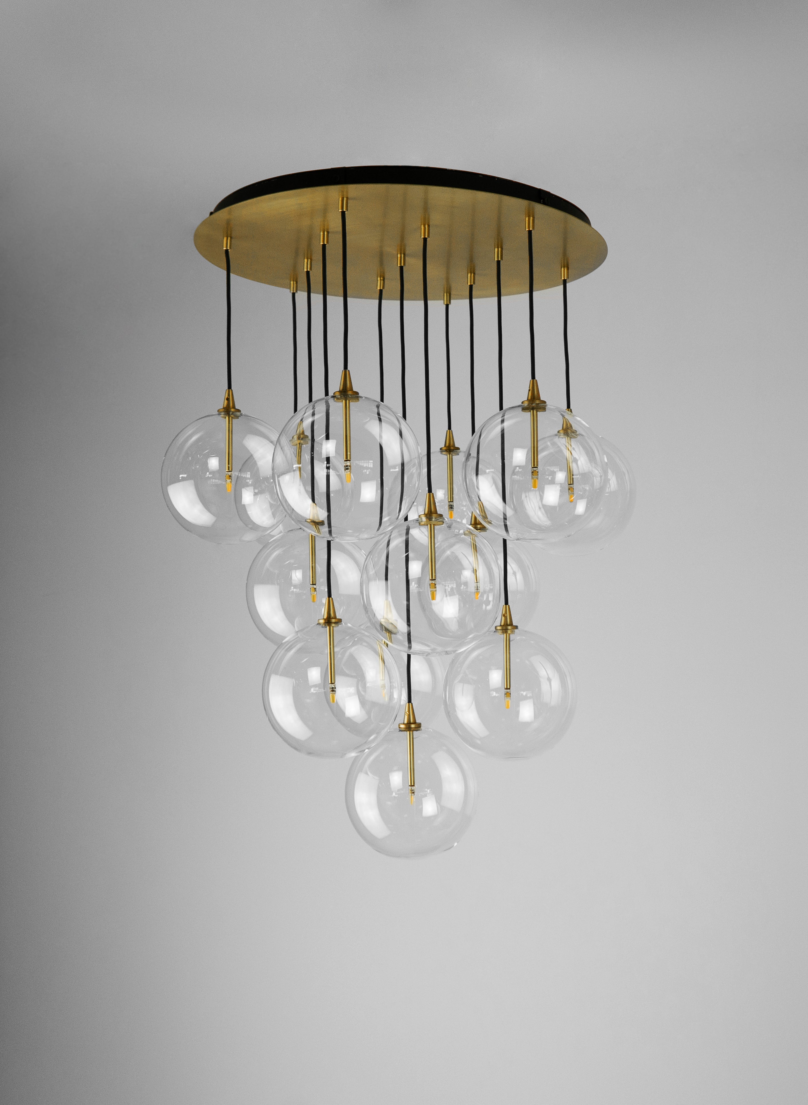 Schwung Cluster Transparent Globe Chandelier 13 Lights