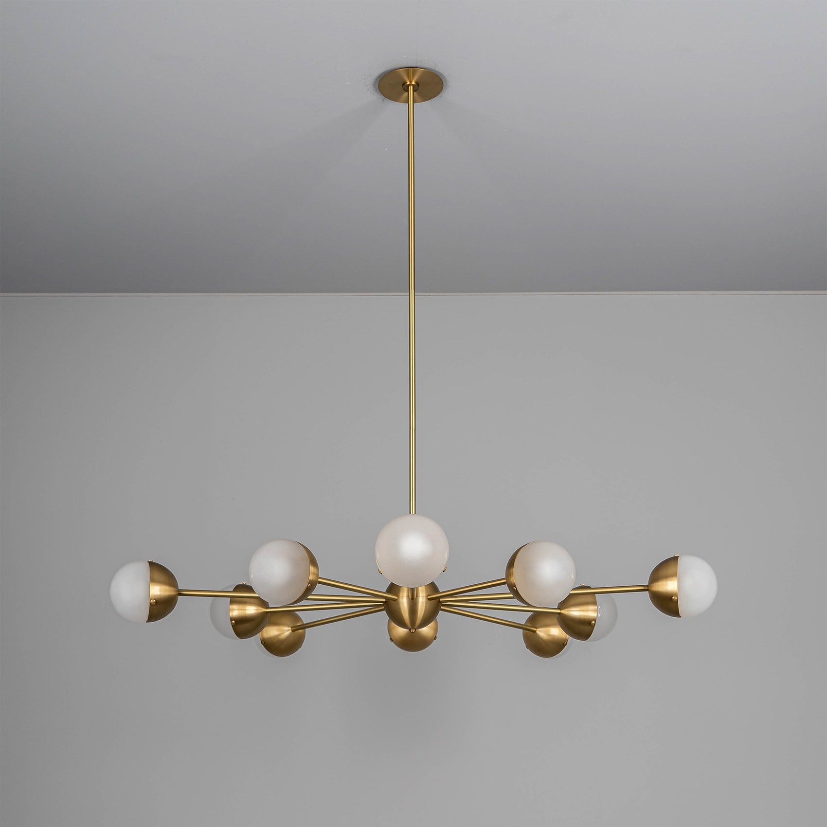 Schwung Molecule Spark Round 10 Frosted Chandelier