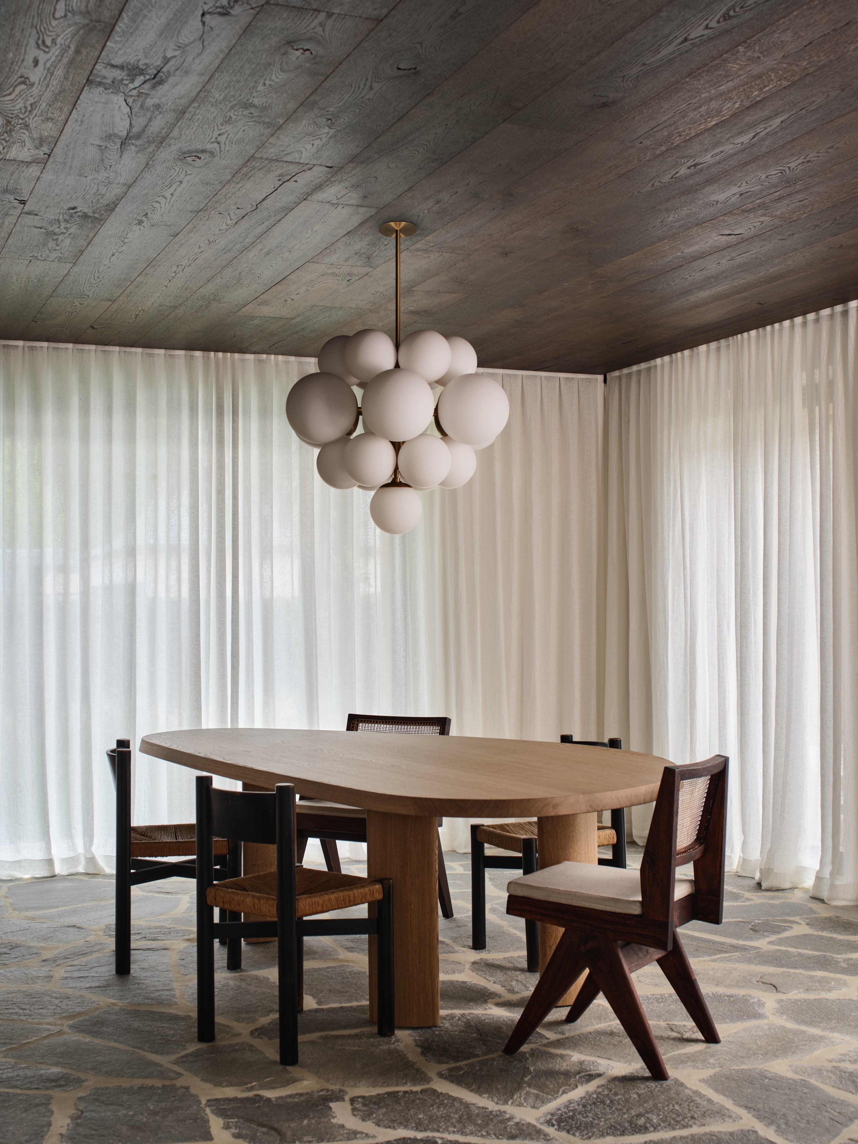 Schwung Nova Globe Chandelier