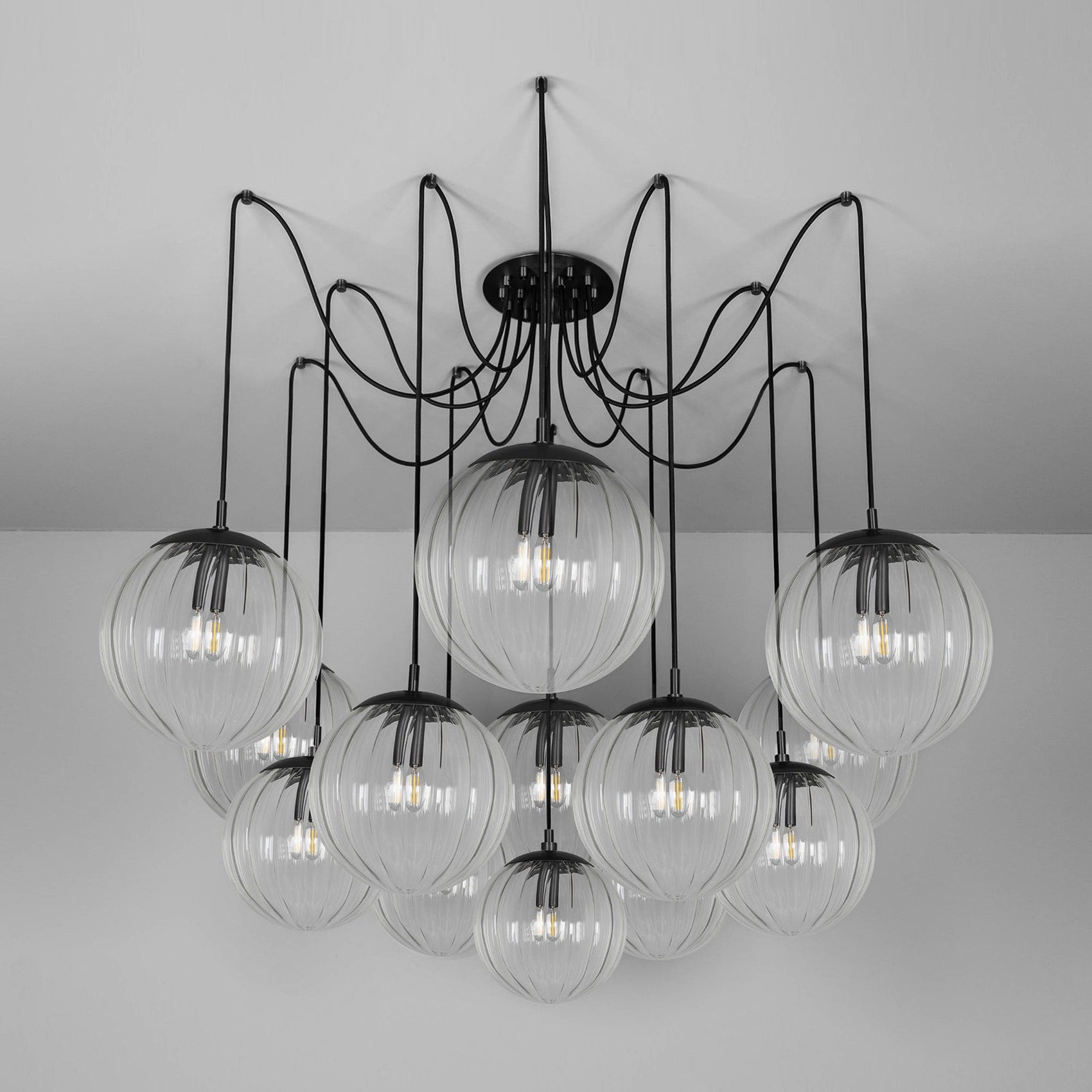Schwung Spider Globe Chandelier