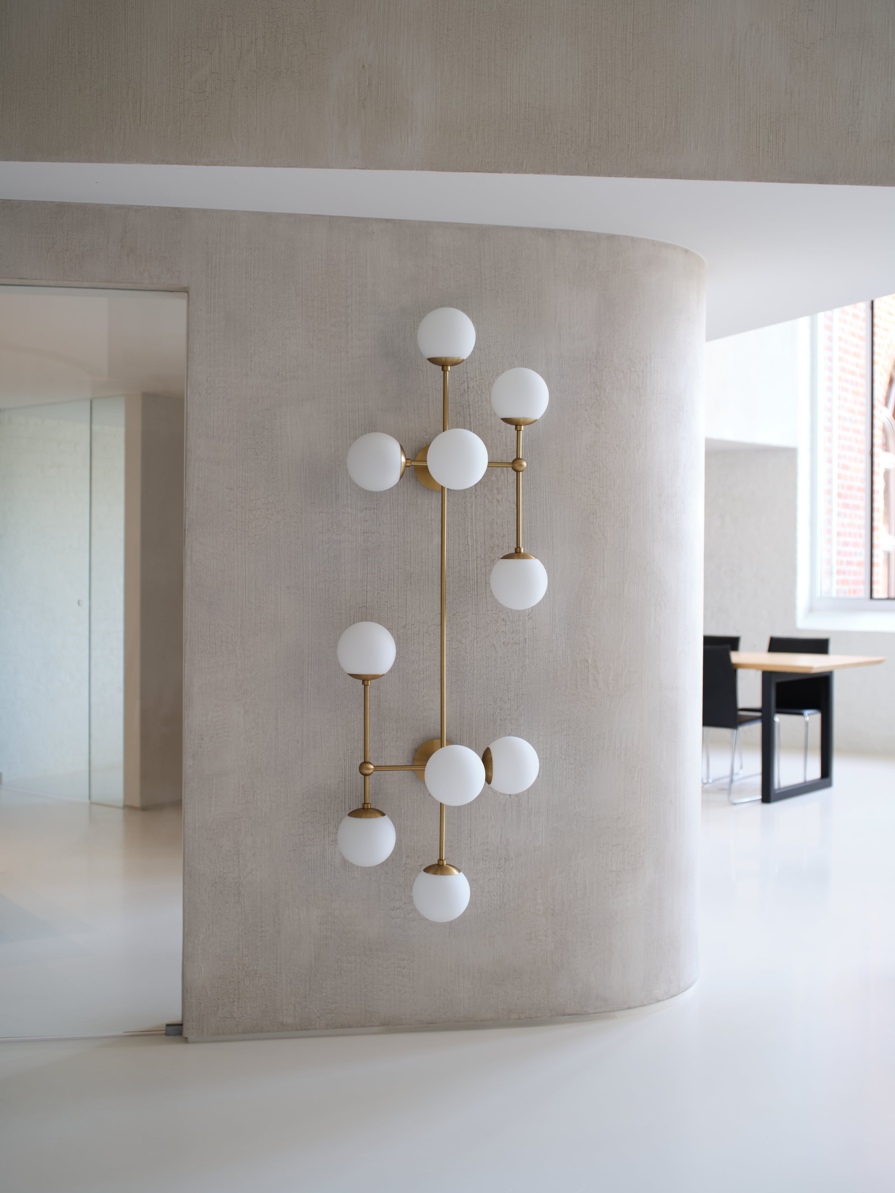 Schwung Armstrong Globe Wall/Ceiling Light 10 Lights