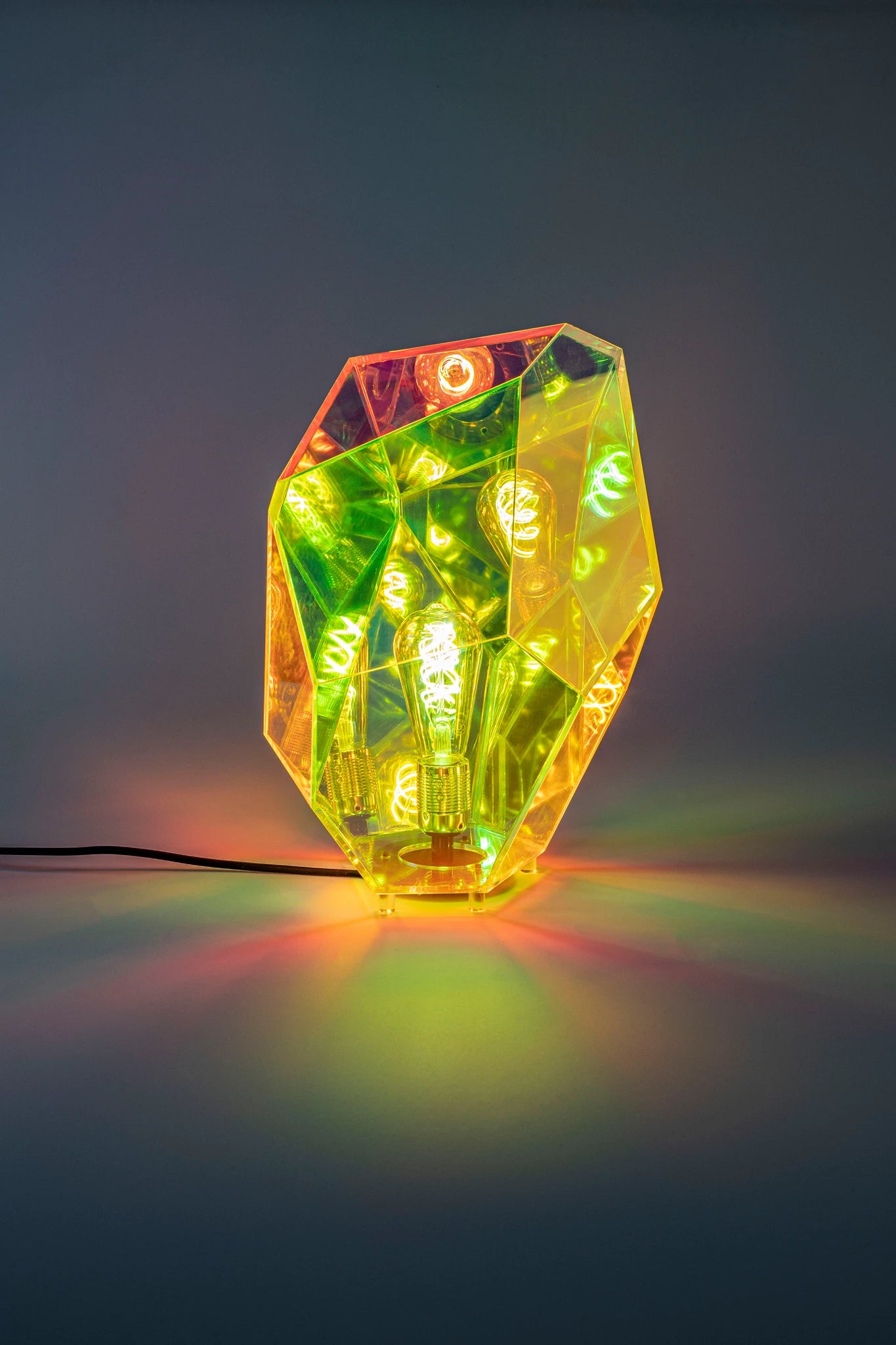 Bold Monkey Diamond Dear Silver Aluminium Table Lamp