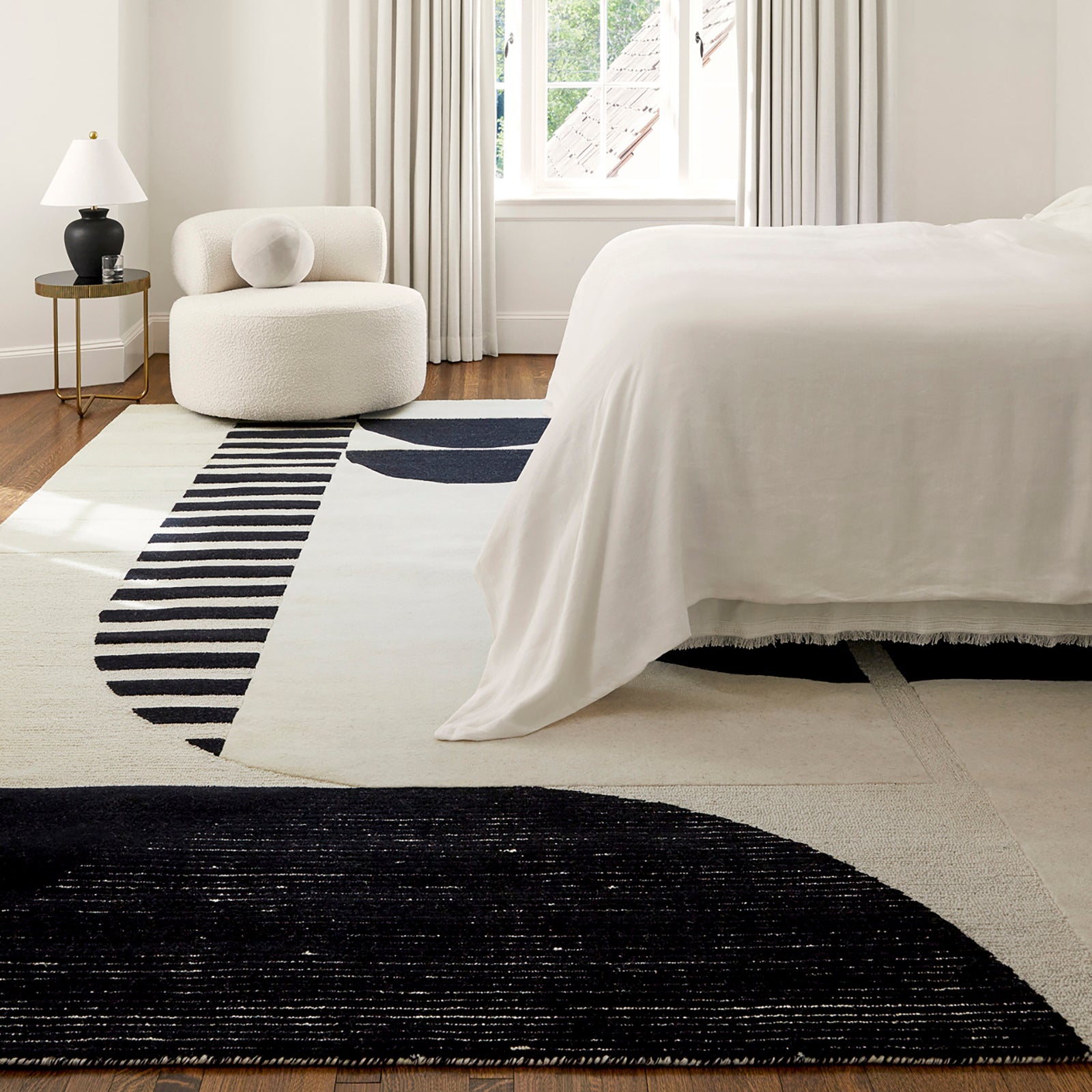 Brooklyn Modern Hand Tufted Wool Black & Cream Rug 152x229cm - pile detail
