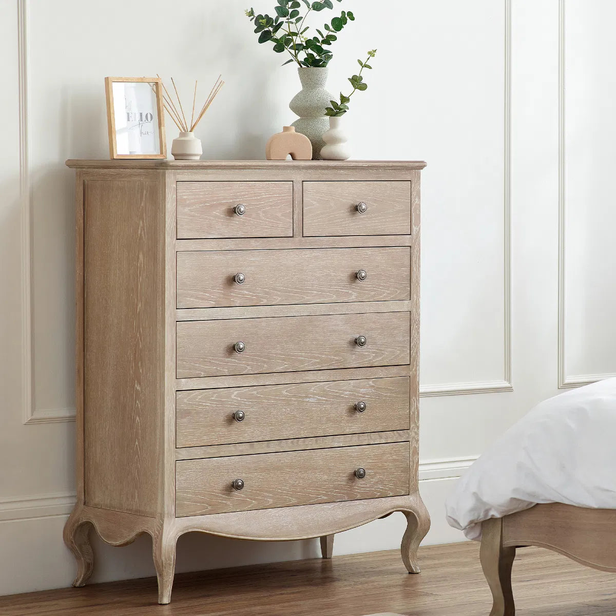 Alda Oak Wood Chest of Drawers