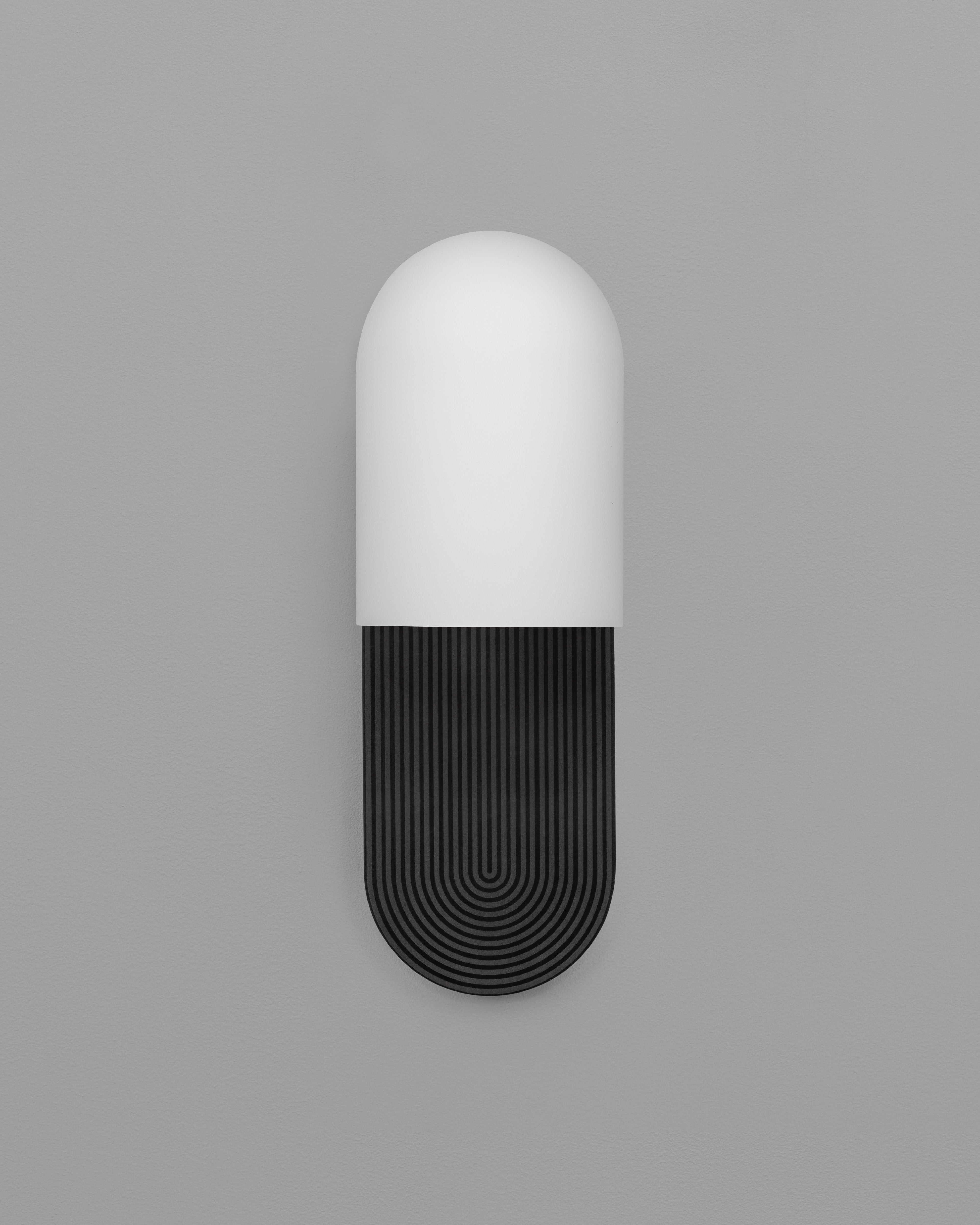 Schwung Odyssey Kyoto Black Wall Light