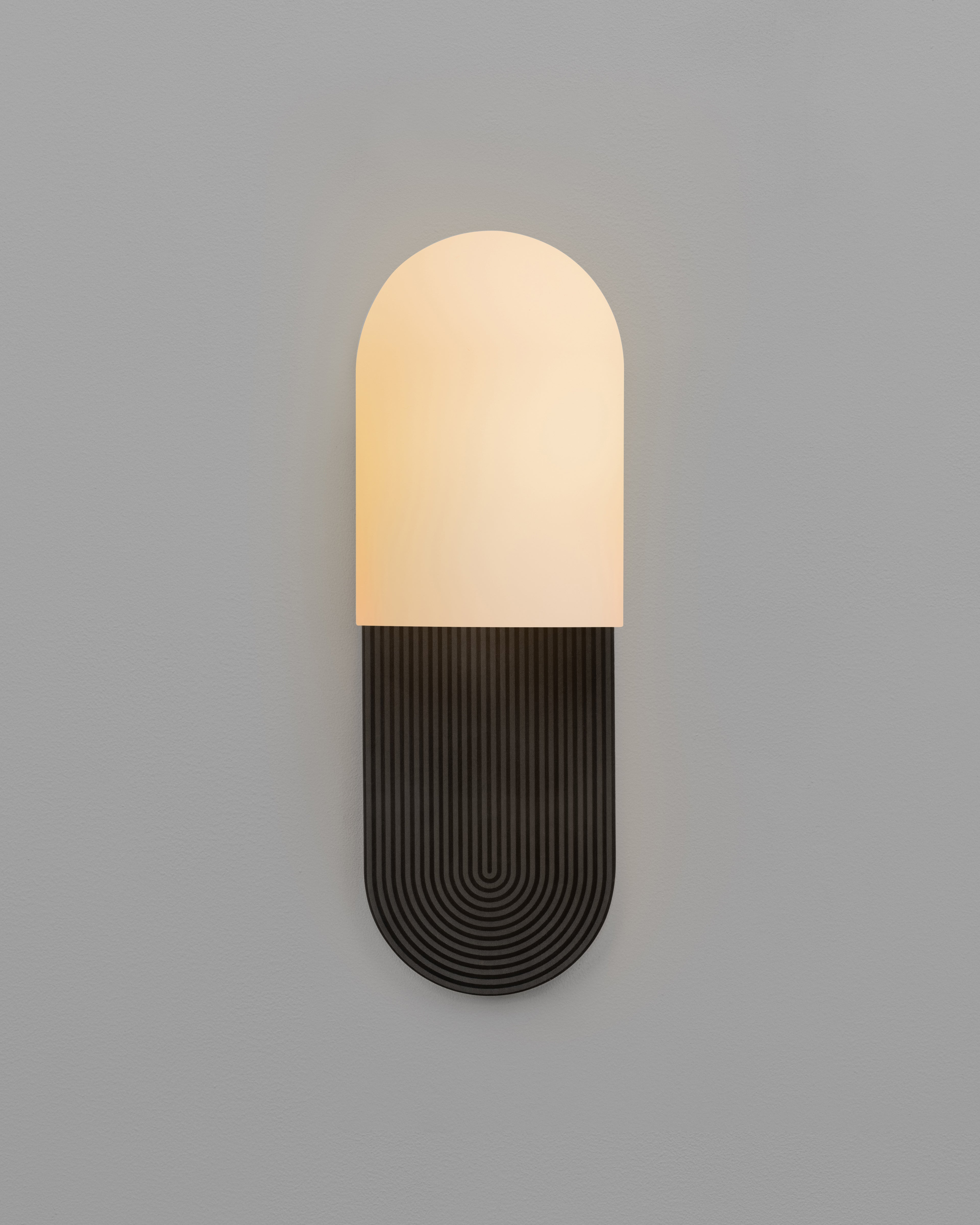 Schwung Odyssey Kyoto Black Wall Light
