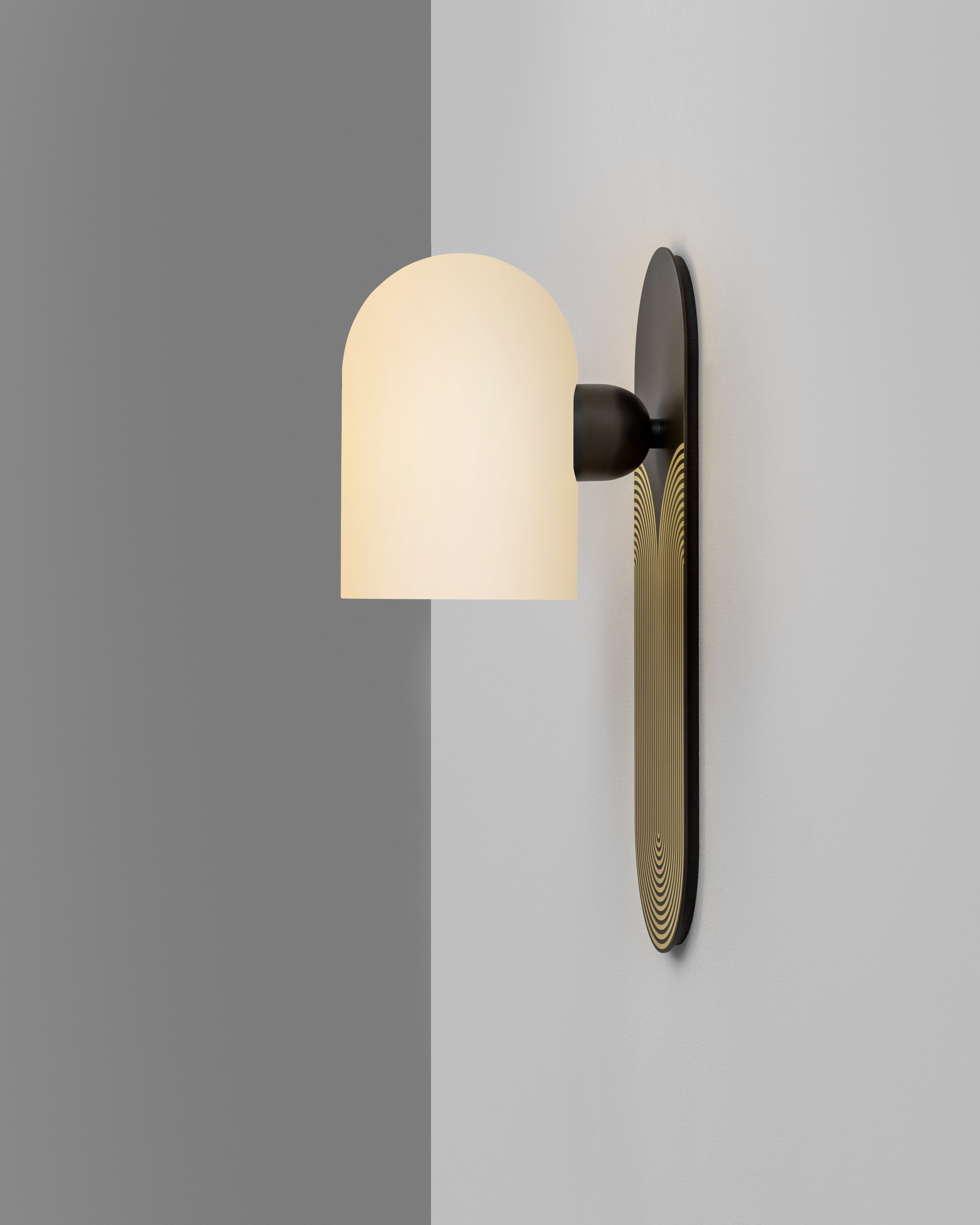 Schwung Odyssey Kyoto Gold & Black Wall Light