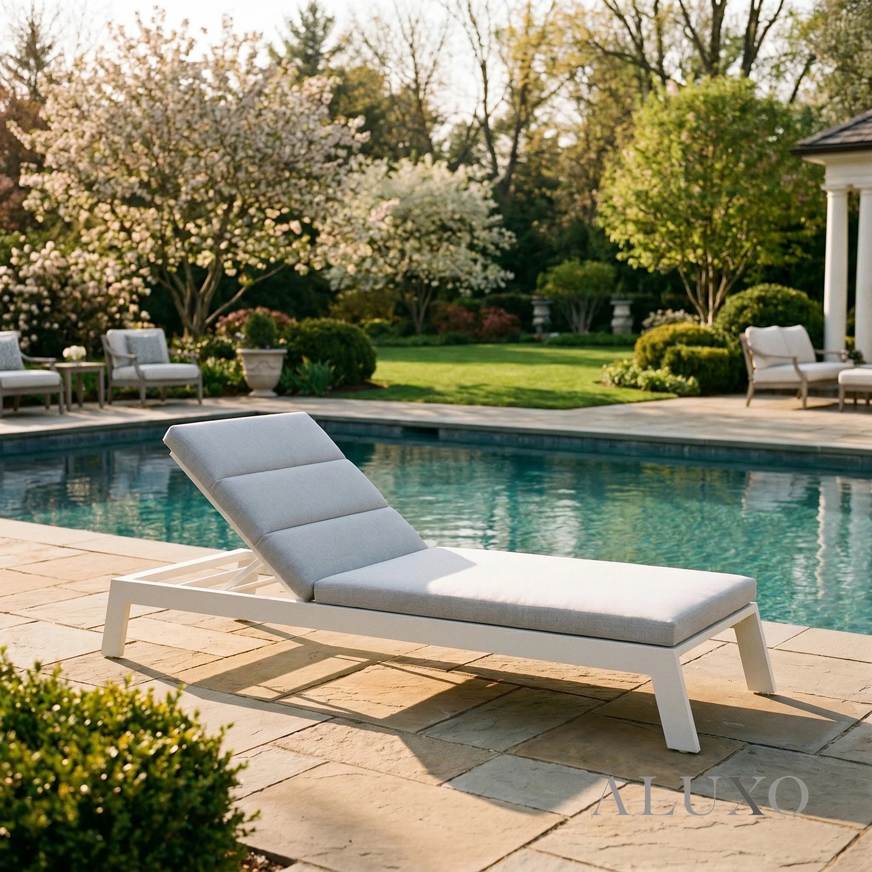 Dasia Outdoor Sun Lounger - White