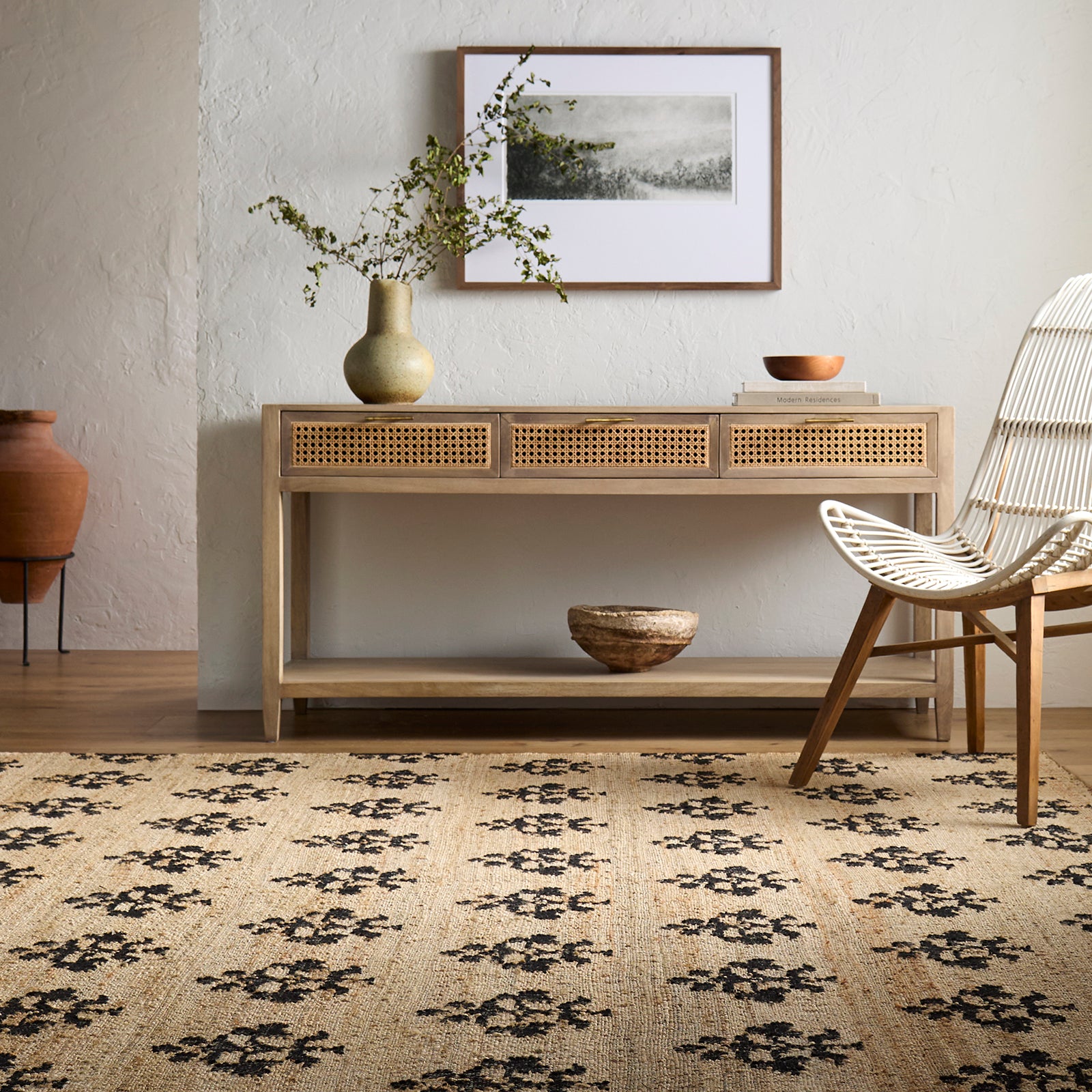 Fiorina Modern Jute Wool Modern Grey & Beige Rug 153x219cm - styled detail