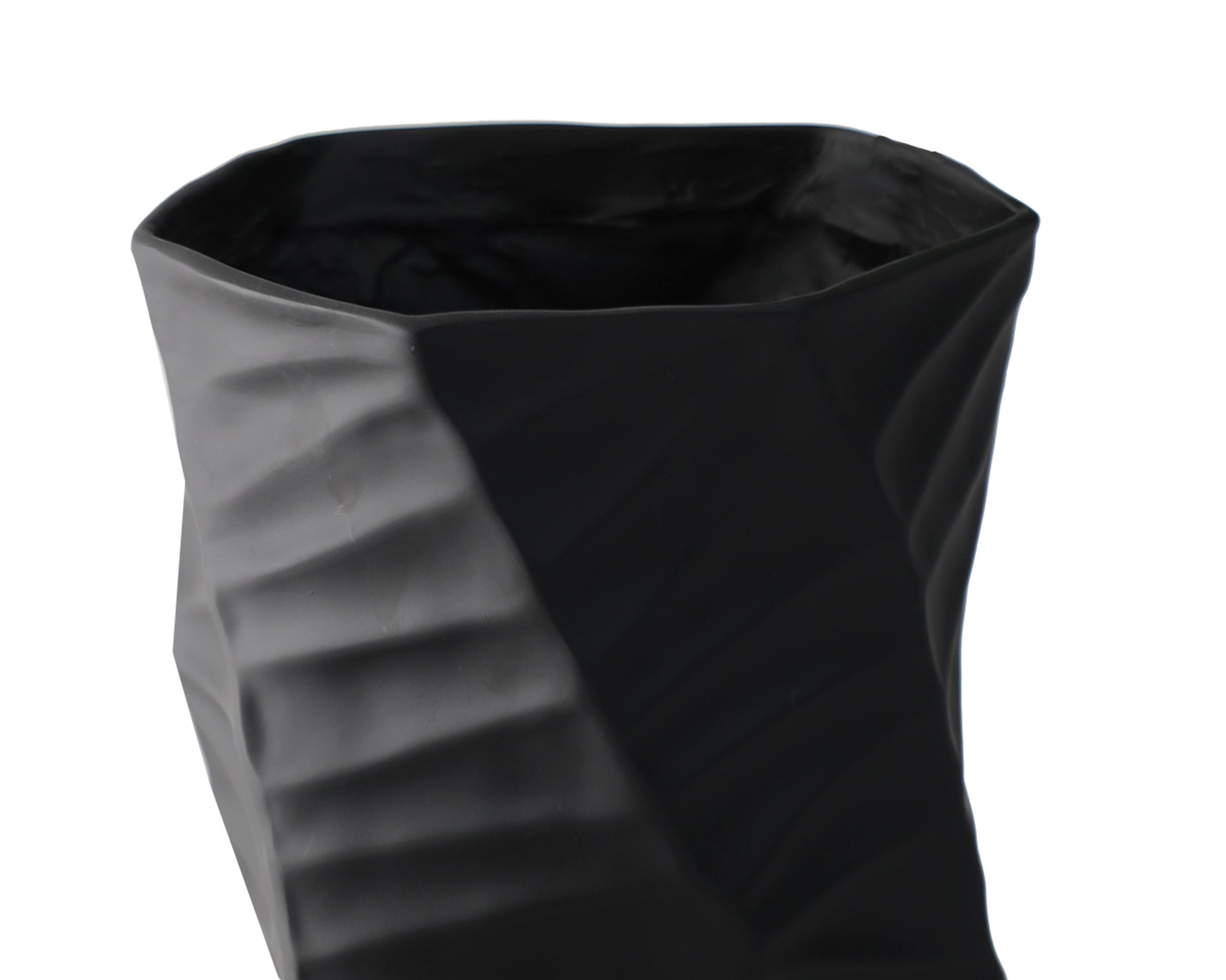 Ivor Vase - Black Resin