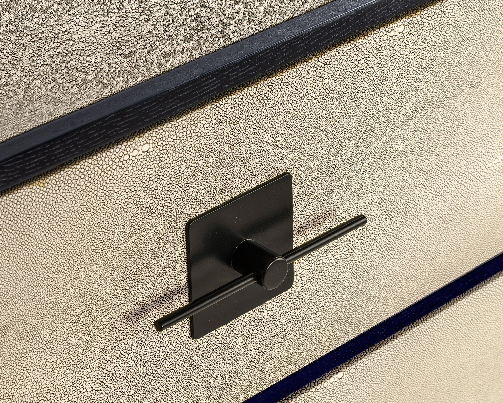 Noma 9 Chest Of Drawers - Beige Shagreen