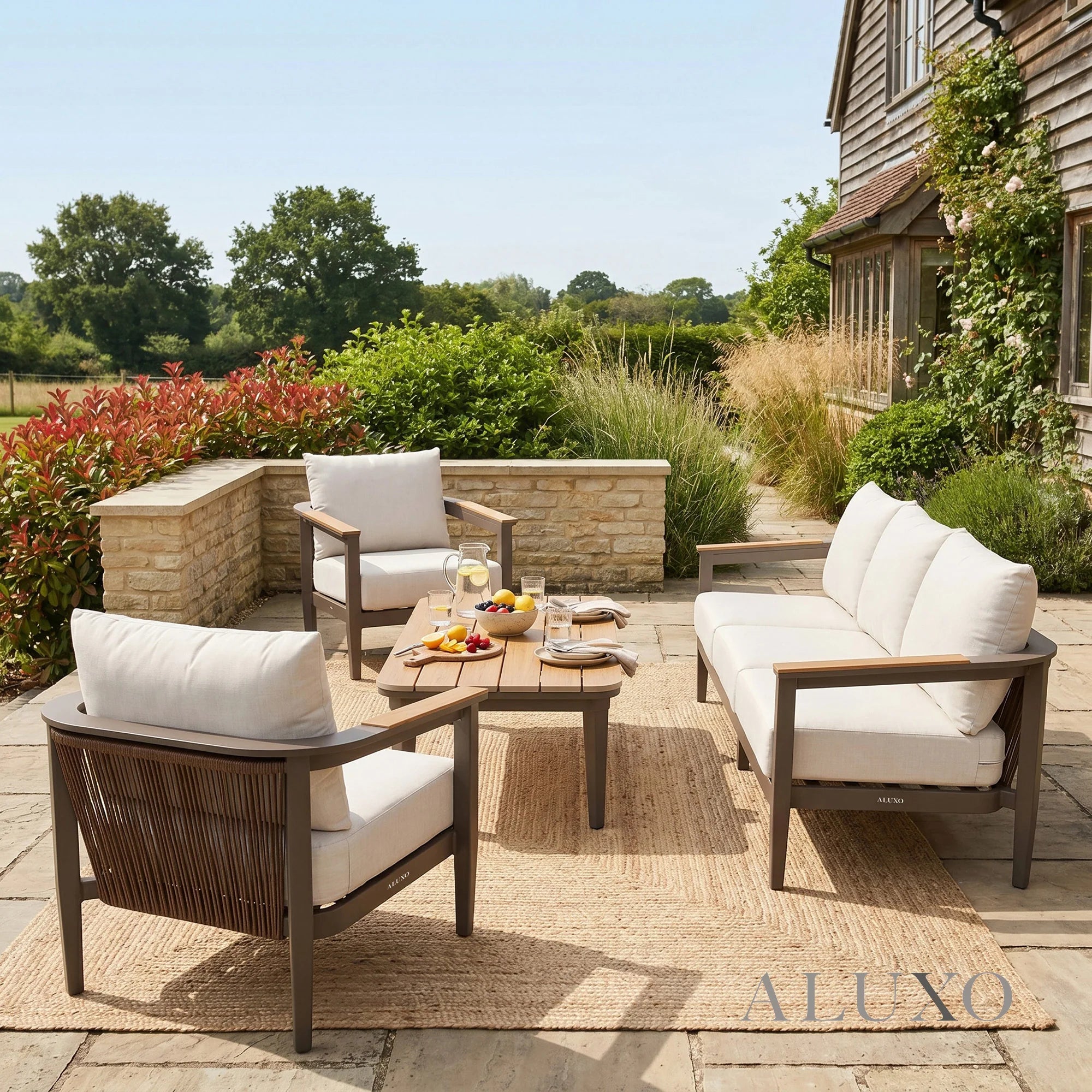 Hemera Outdoor Range - Wood - 5 Seater Lounge Set