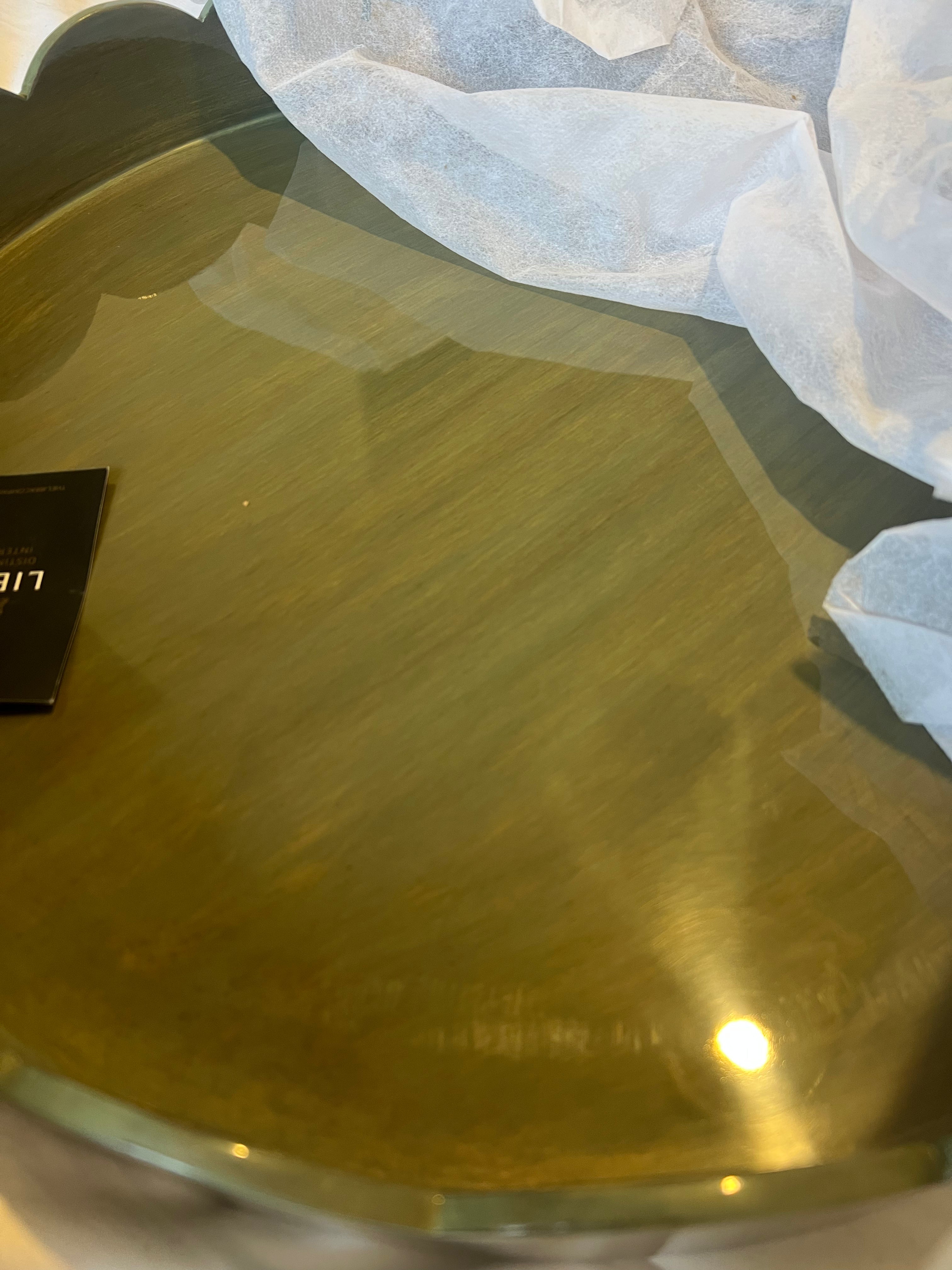 Lacquer Round Tray Olive Green with Scallop Edge