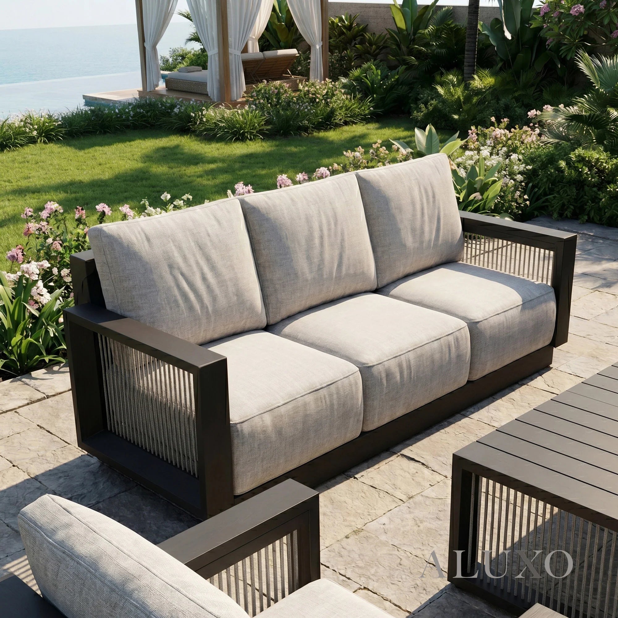 Ikos Outdoor Lounge Set - Onyx - 5 Seater