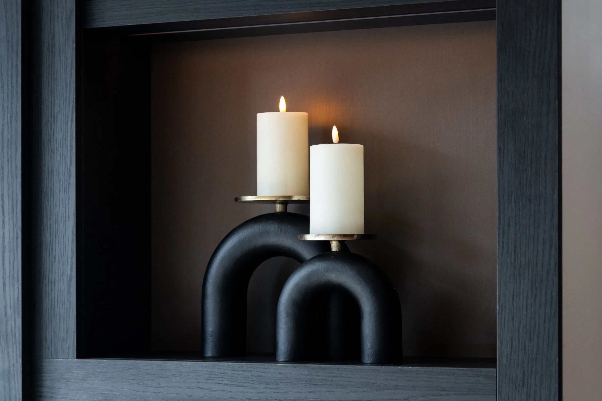 Richmond Interiors Livi Black & Gold Arc Candle Holder Large