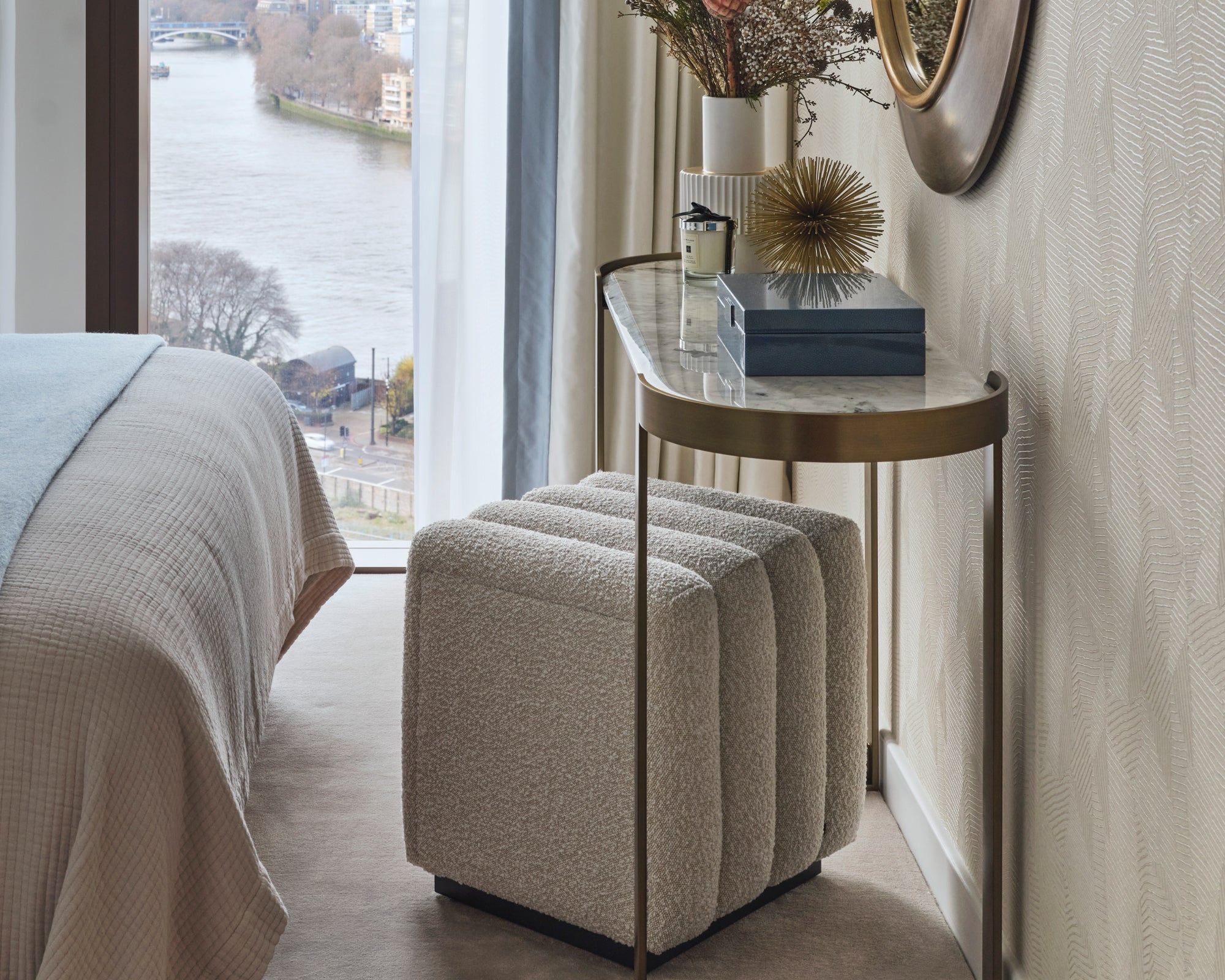 Kalum Stool - Boucle Sand