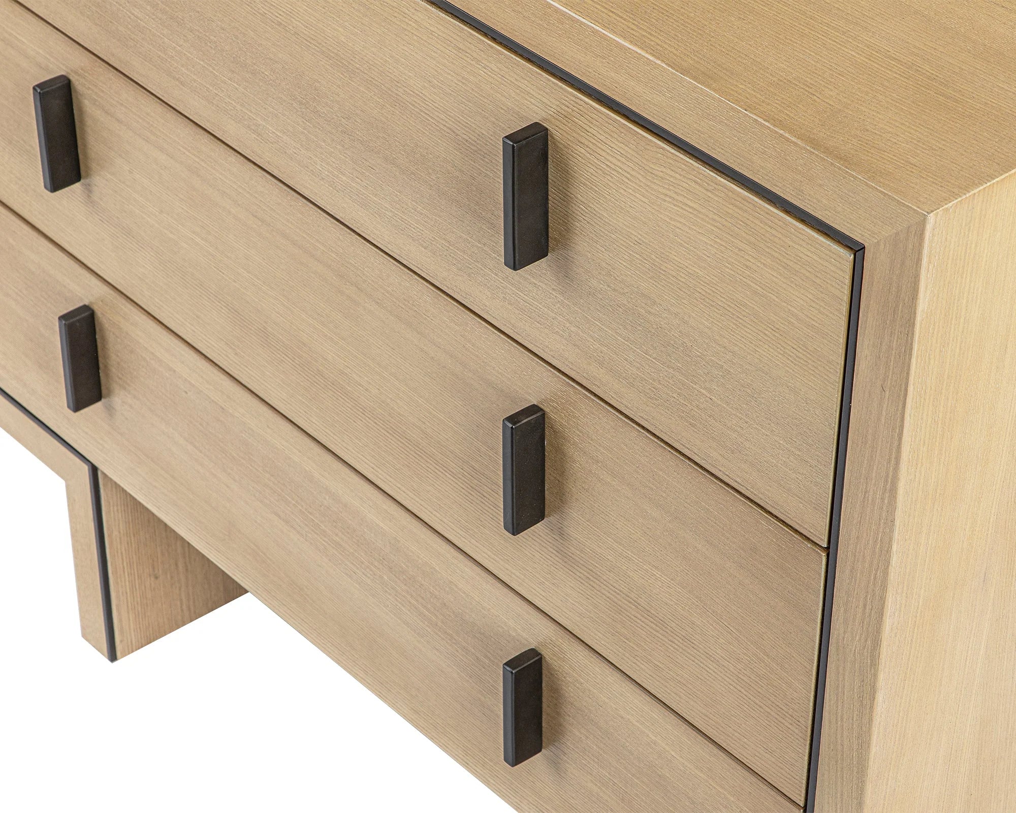 Tigur Natural Oak Chest of Drawers