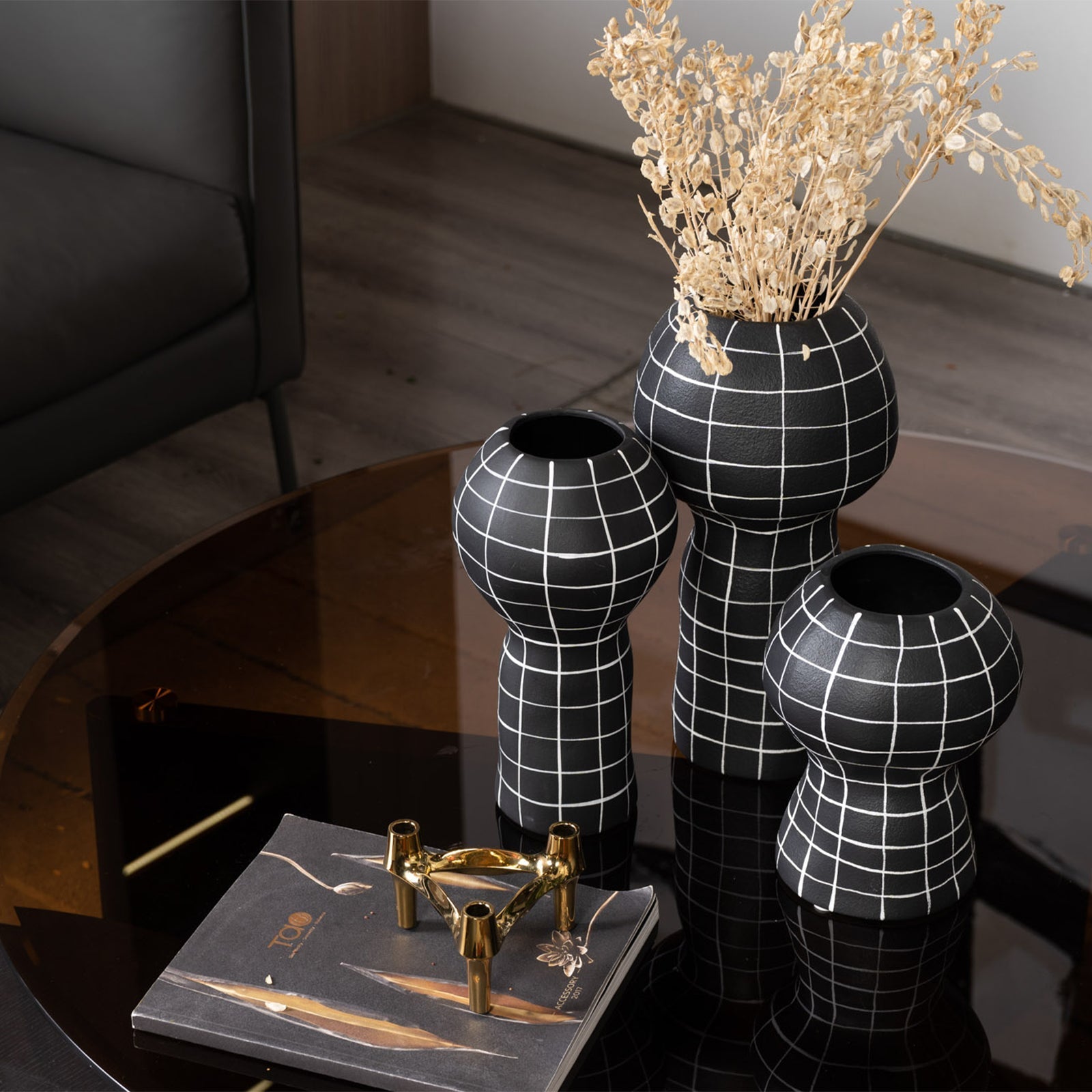 Lynton Black & White Ceramic Vase Small