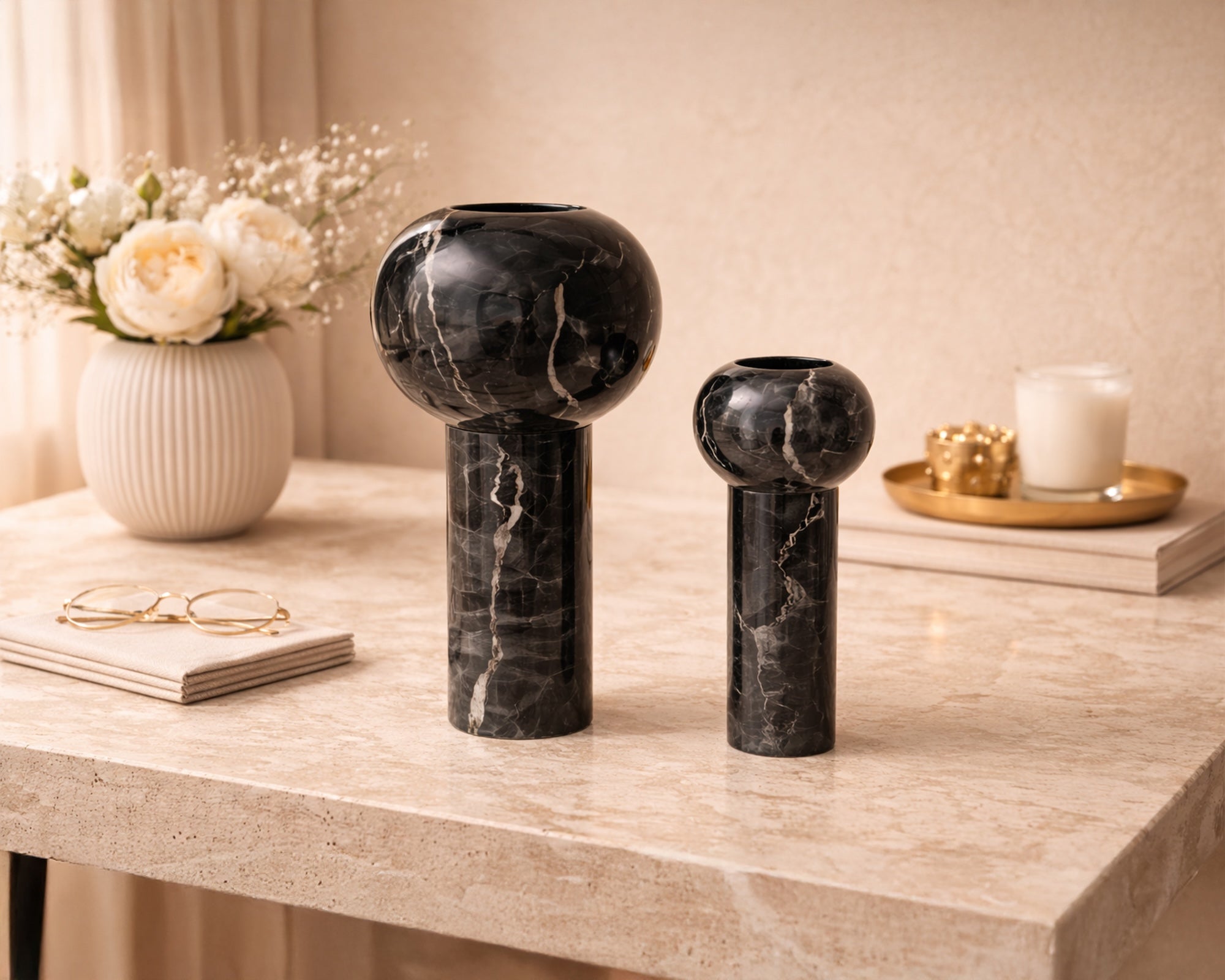 Isadora Small Vase - Black Marble