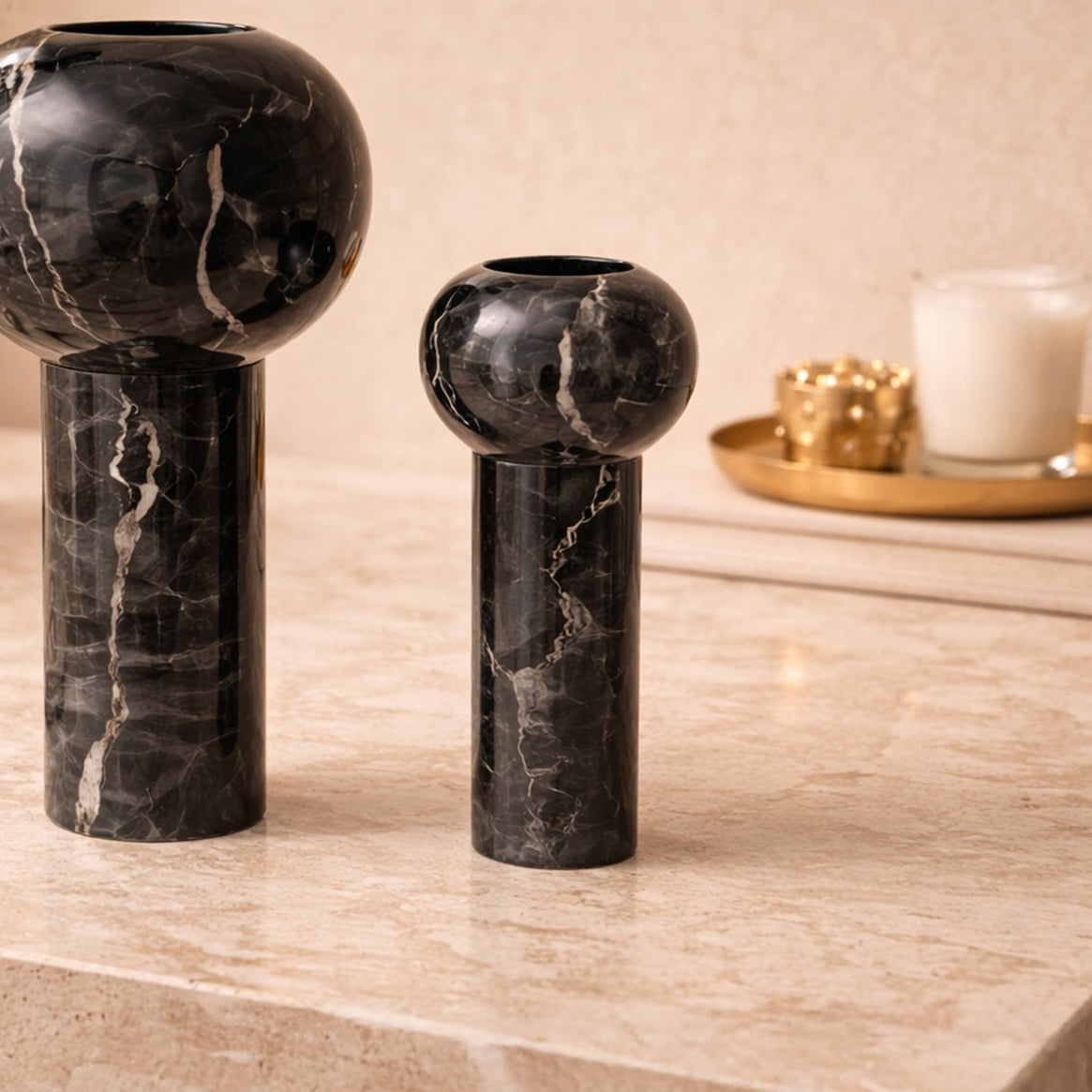 Isadora Black Marble Vase Small