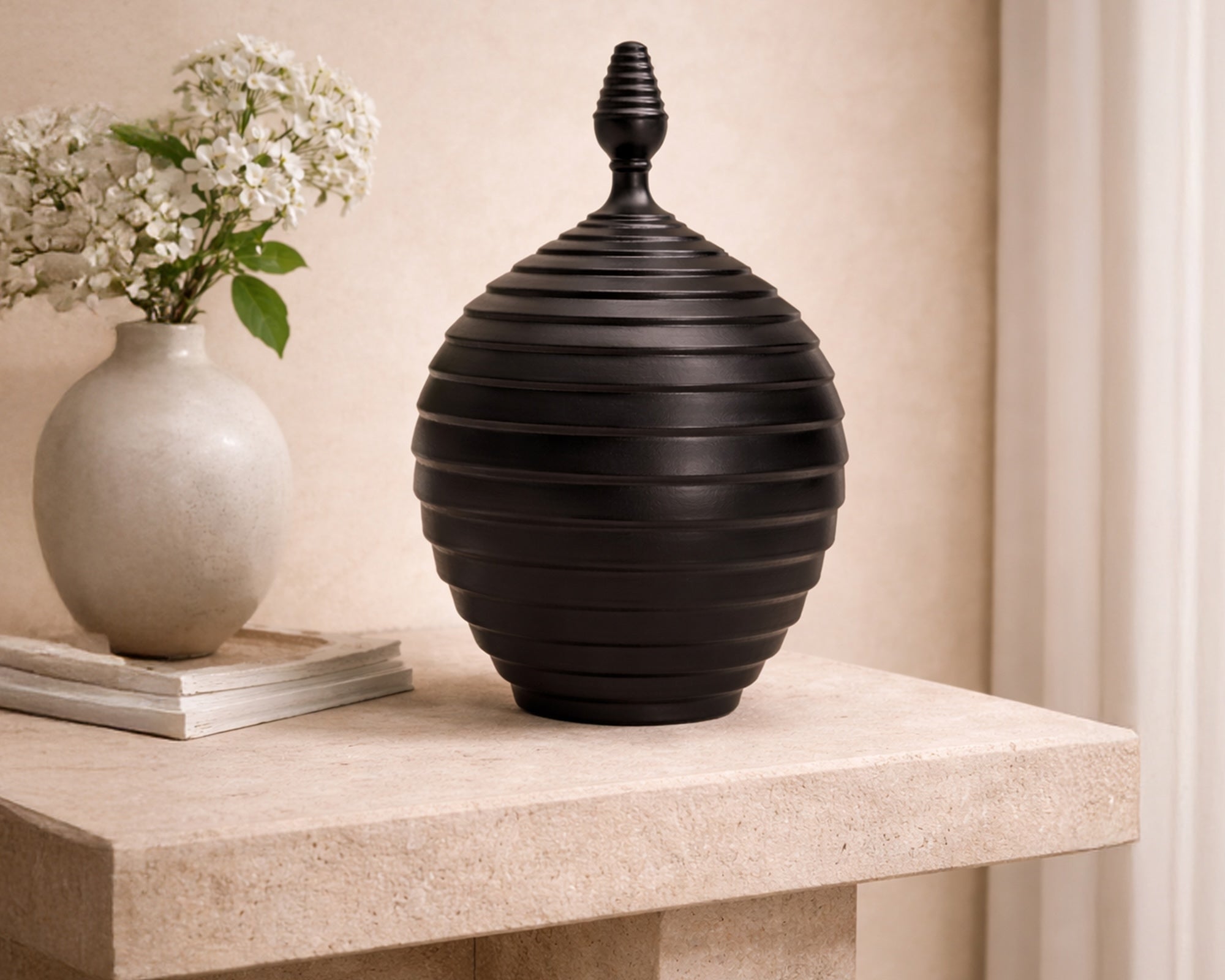 Nivora Jar - Charcoal Ceramic