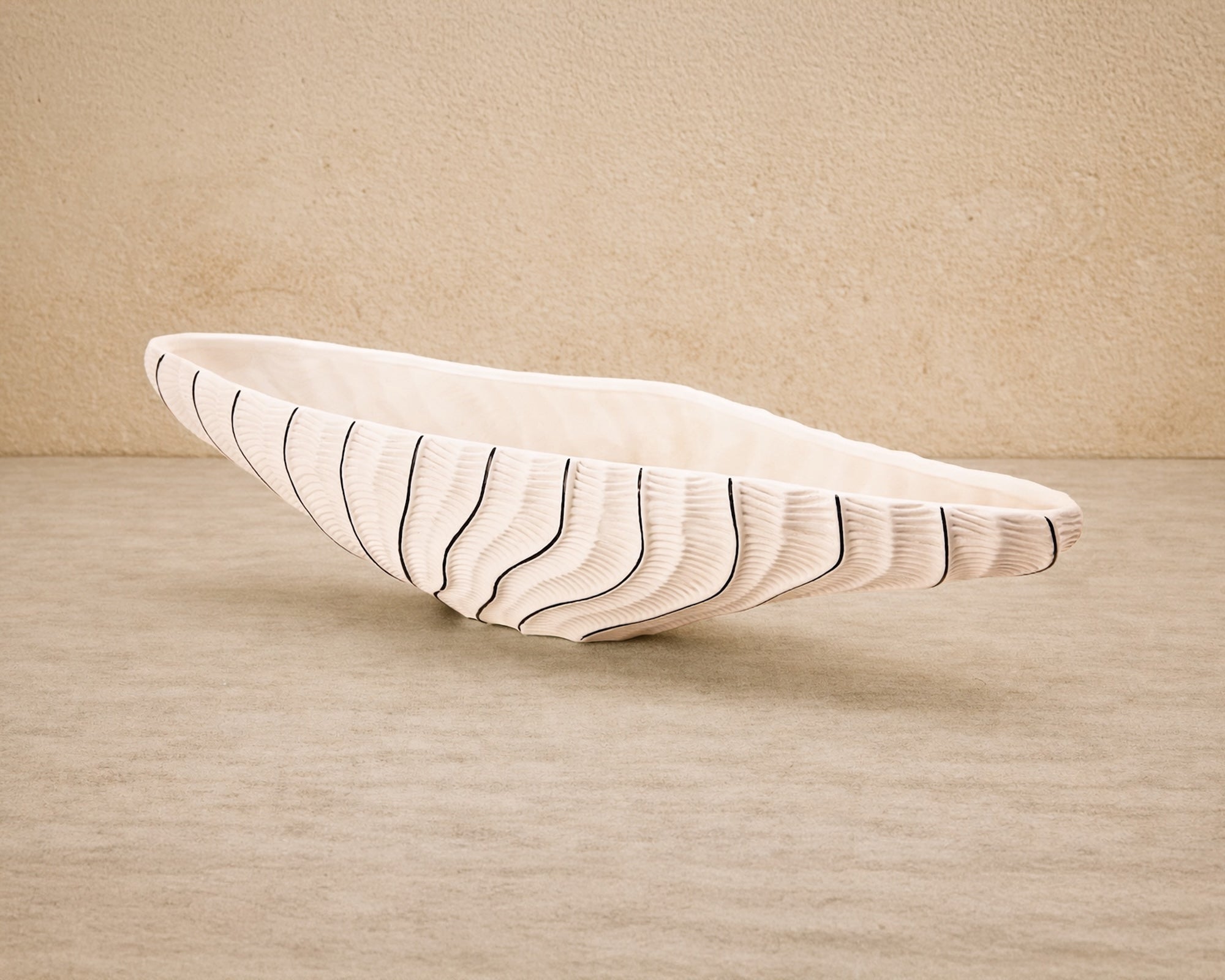 Ardessa Ceramic Bowl - White & Black