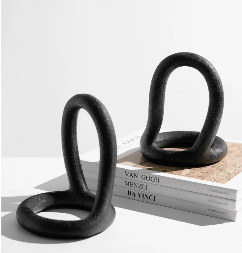 Como Black Resin Bookends