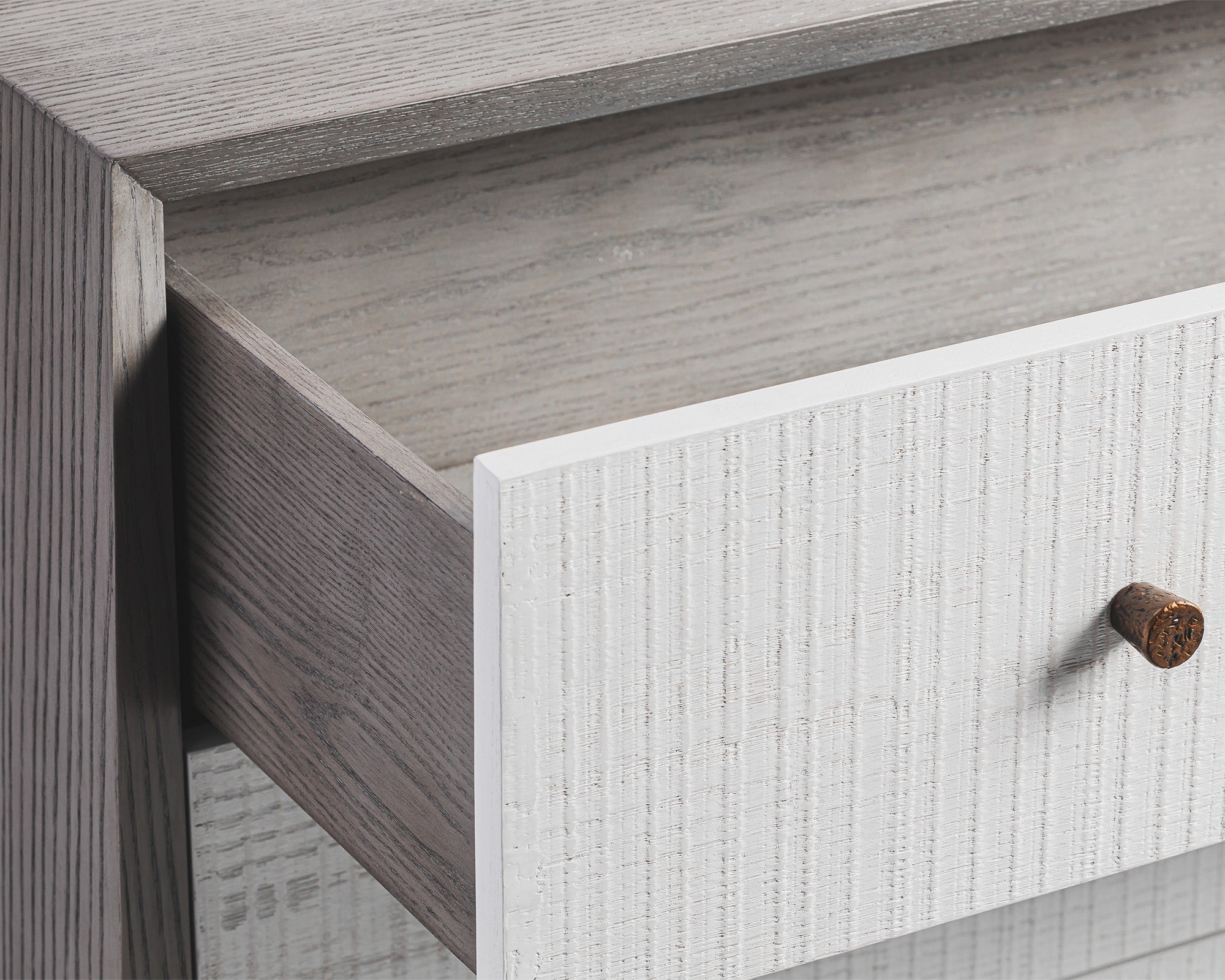 Otilia Chest Of Drawers - Silver Grey & Saw Cut
