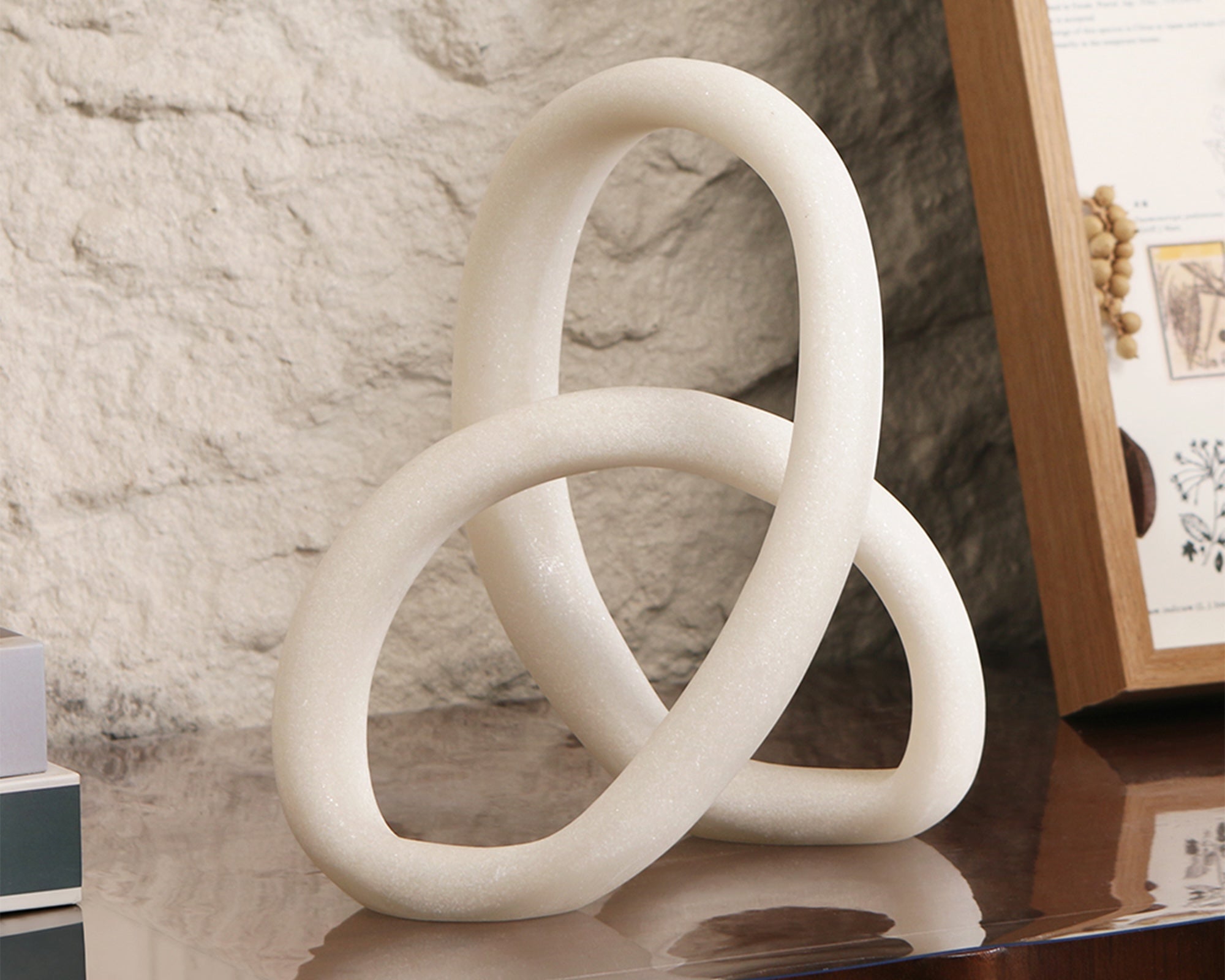 Loop Sculpture - White Marble Effect