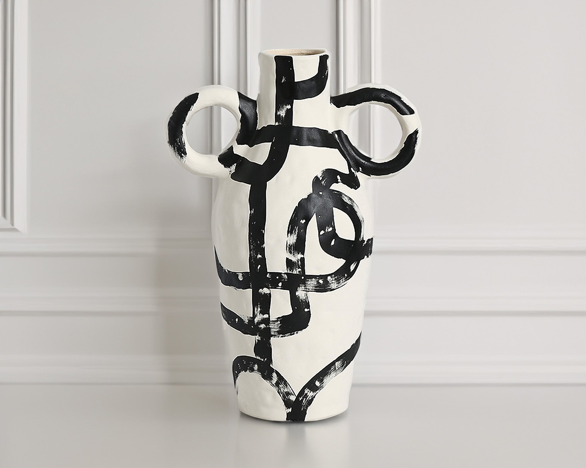 Yang Vase - White & Black Ceramic