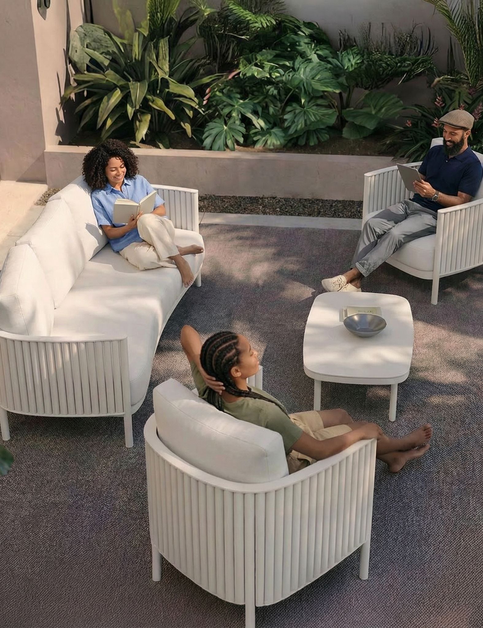 Mali 5 Seater White Lounging Set with Coffee Table