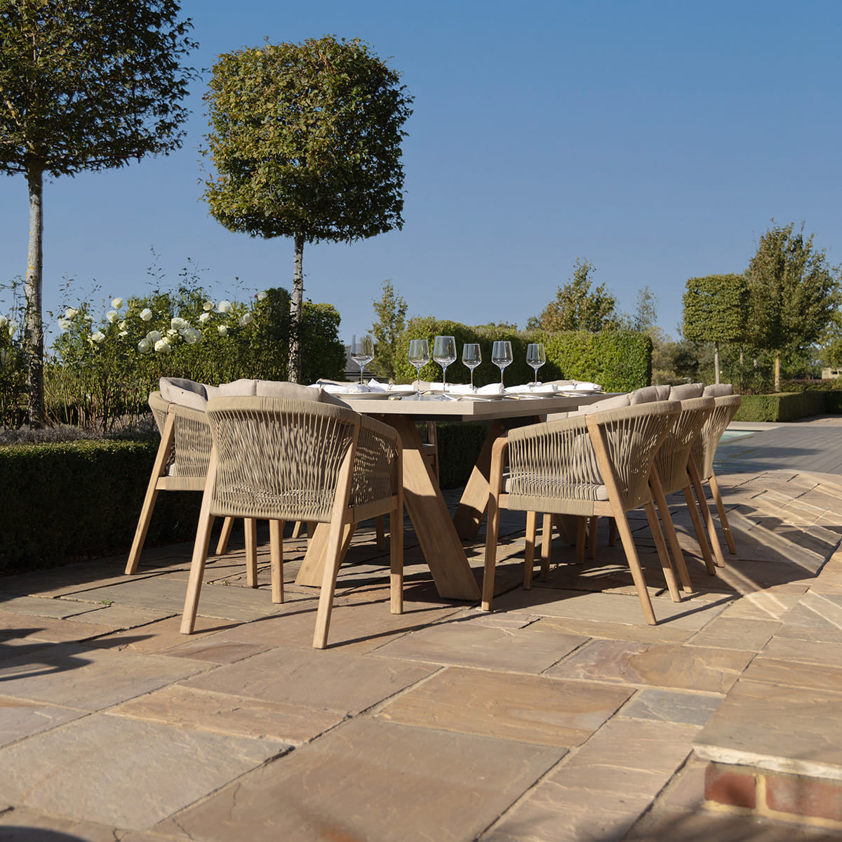 Martinique Acacia Wood Light Brown Rope Outdoor Dining Set | 8 Seater