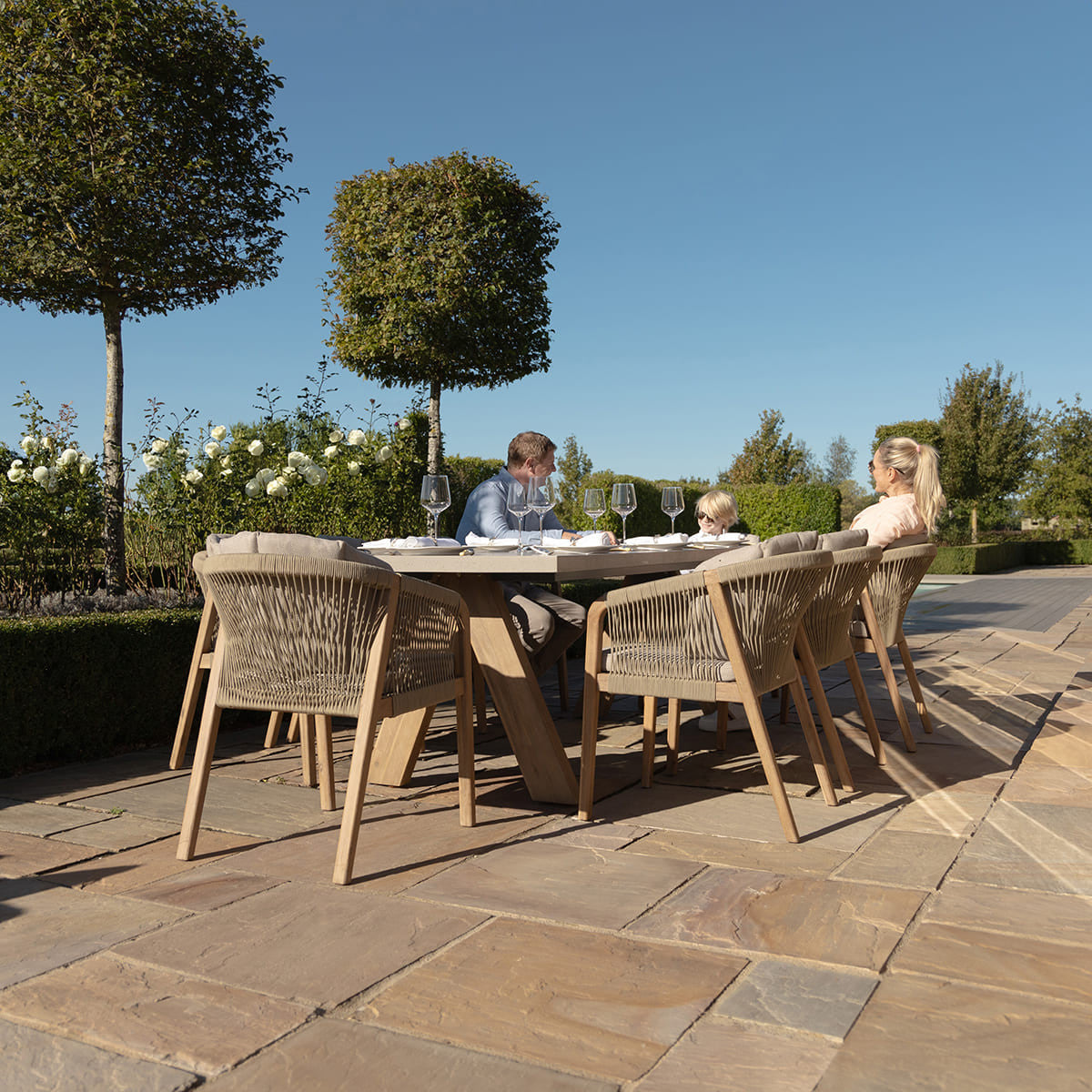 Martinique Acacia Wood Light Brown Rope Outdoor Dining Set | 8 Seater