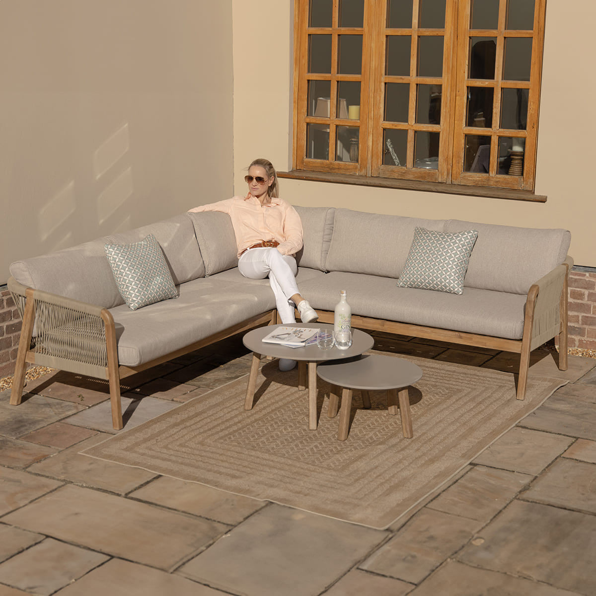 Martinique Acacia Wood Light Brown Rope Outdoor Corner Sofa Set | 6 Seater