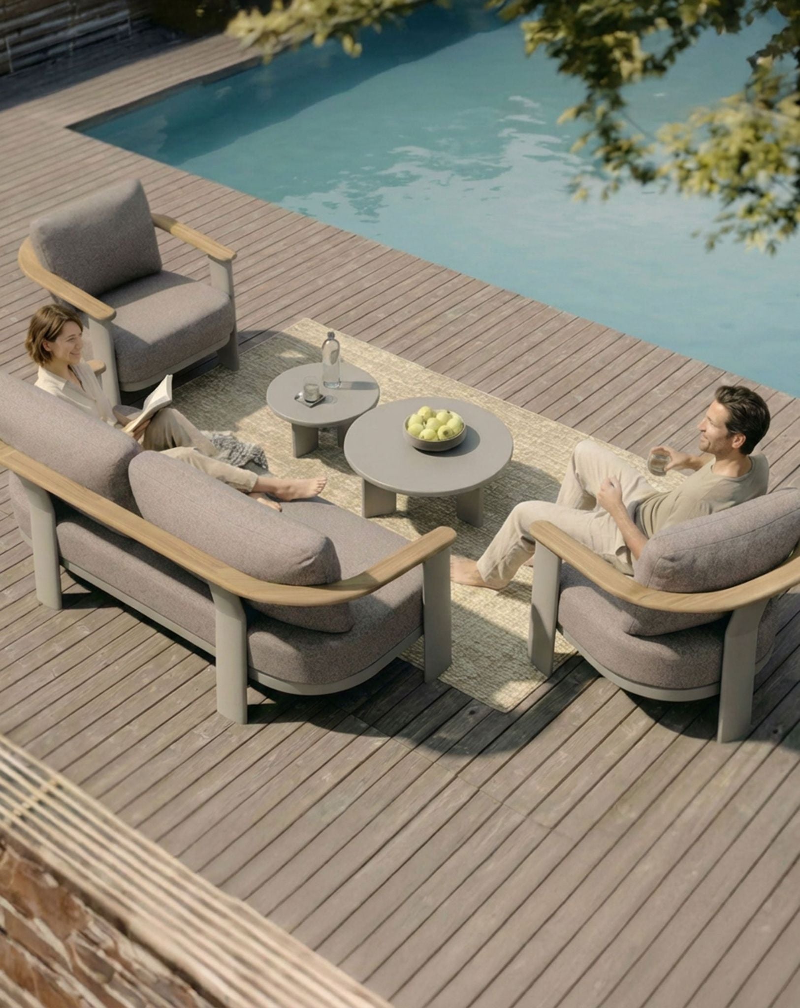 Arabella 5 Seater Grey Lounging Set with Coffee Table
