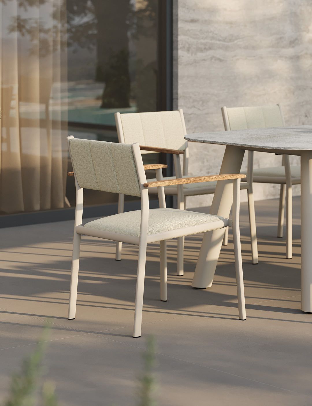 Zayla 6 Seater White Outdoor Dining Set